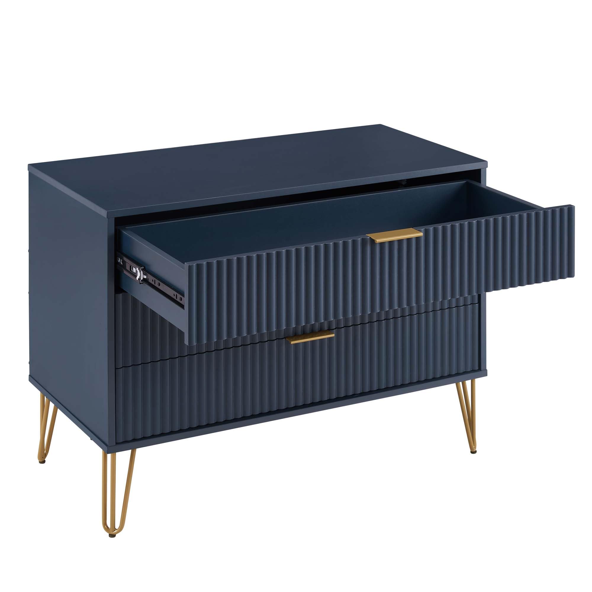3-Drawer Dresser with Ribbed Front