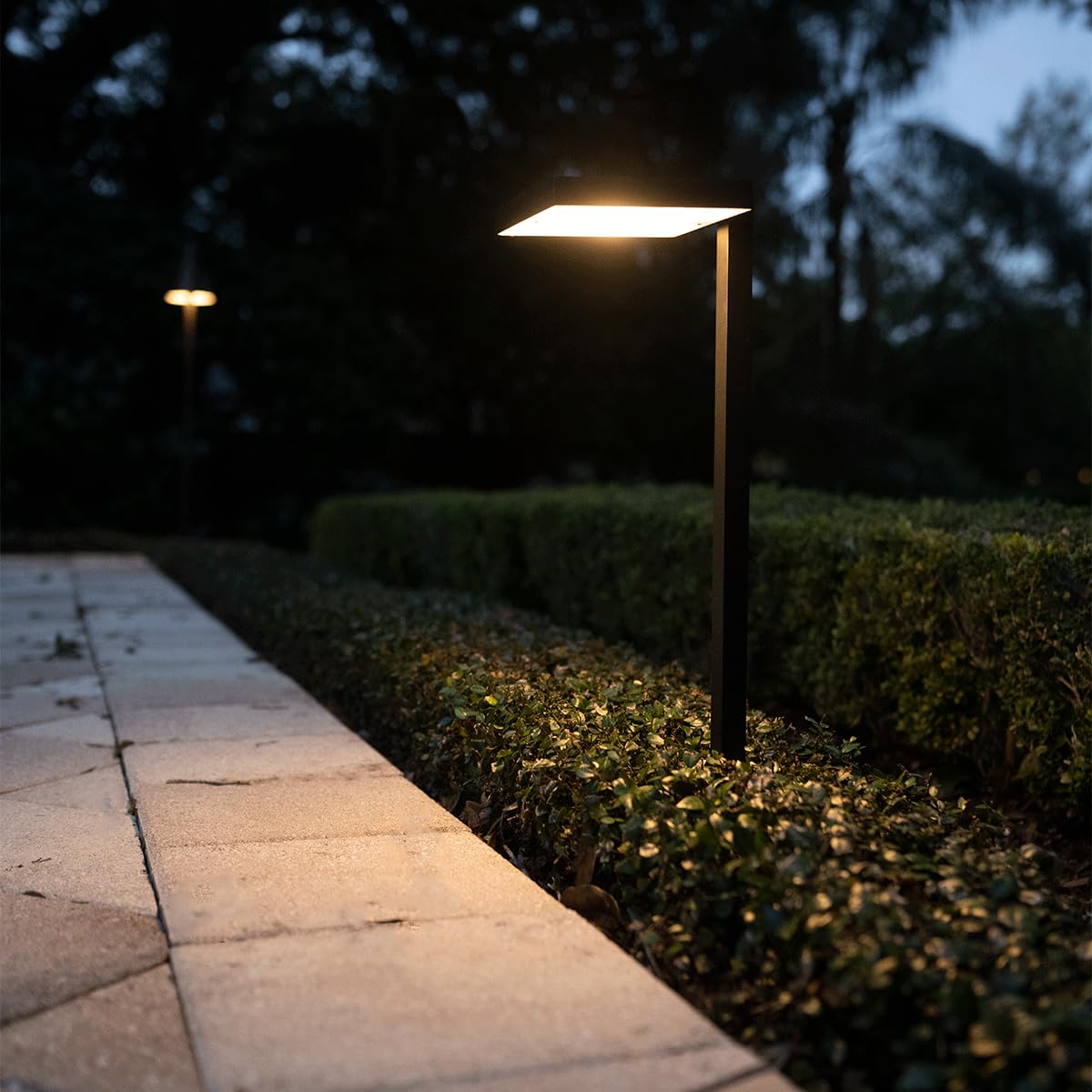 12V Cast Brass Flat Top Path Light