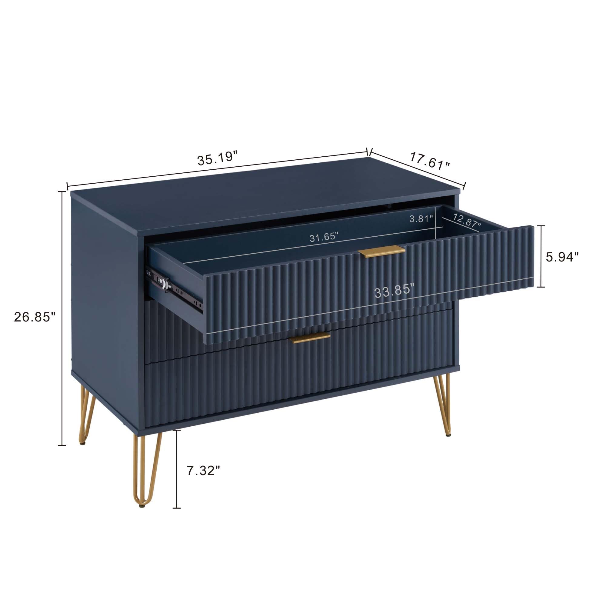 3-Drawer Dresser with Ribbed Front