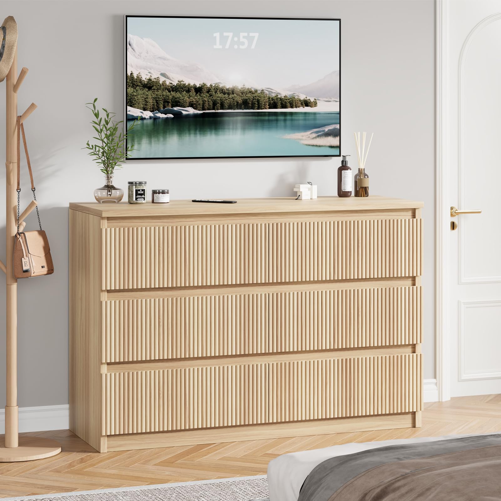 Oak 6 Drawer Dresser with Fluted Design
