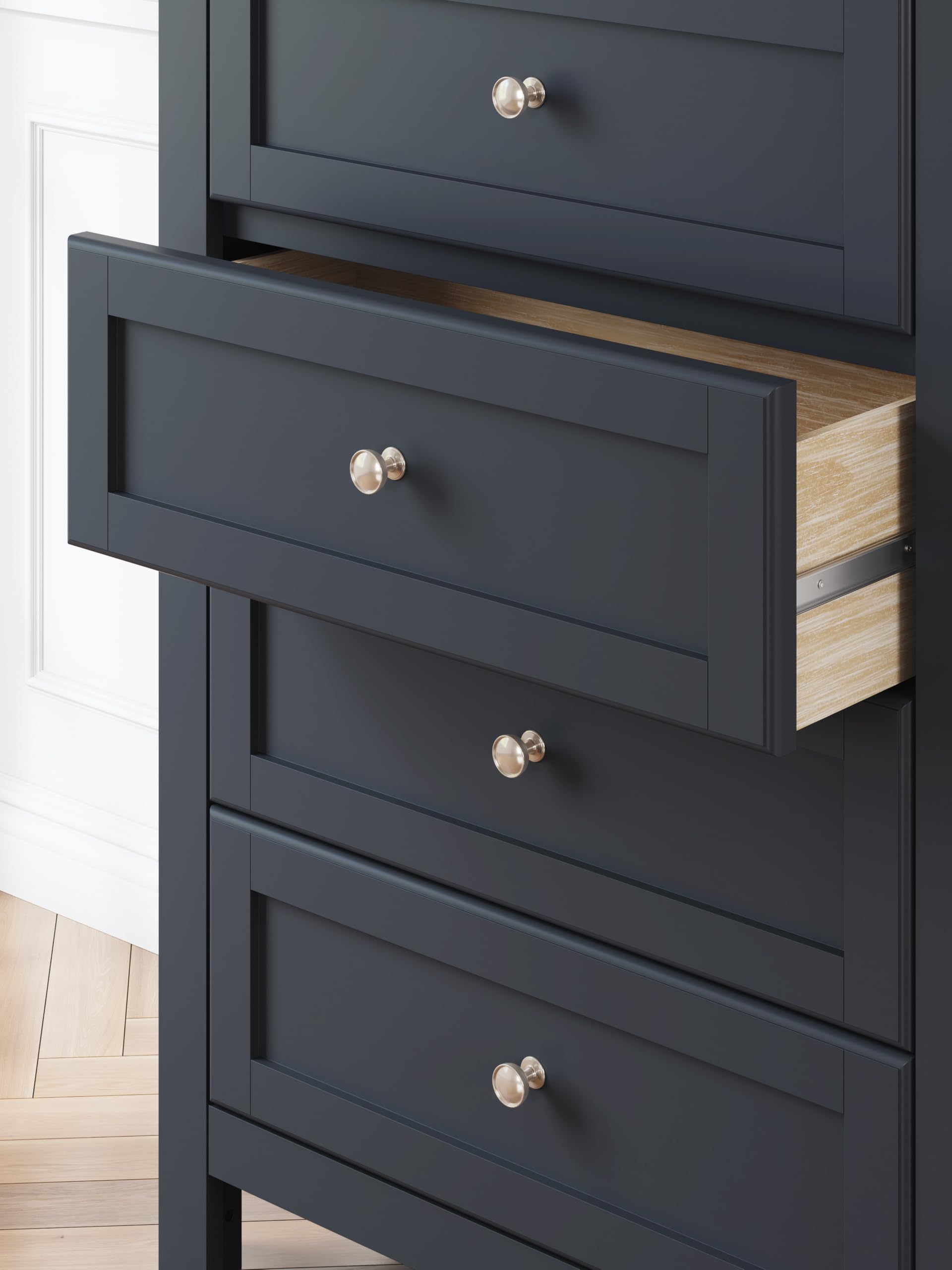 4-Drawer Shaker Chest