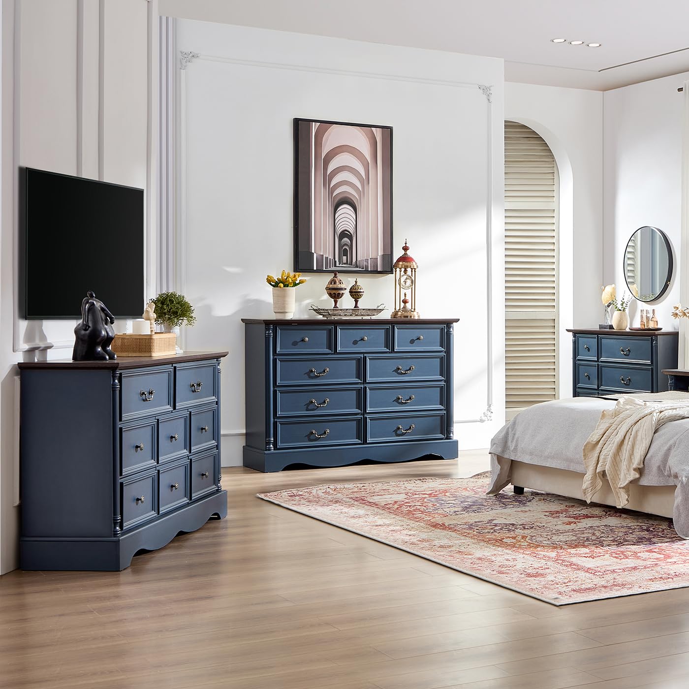6-Drawer Dresser with Charging Station
