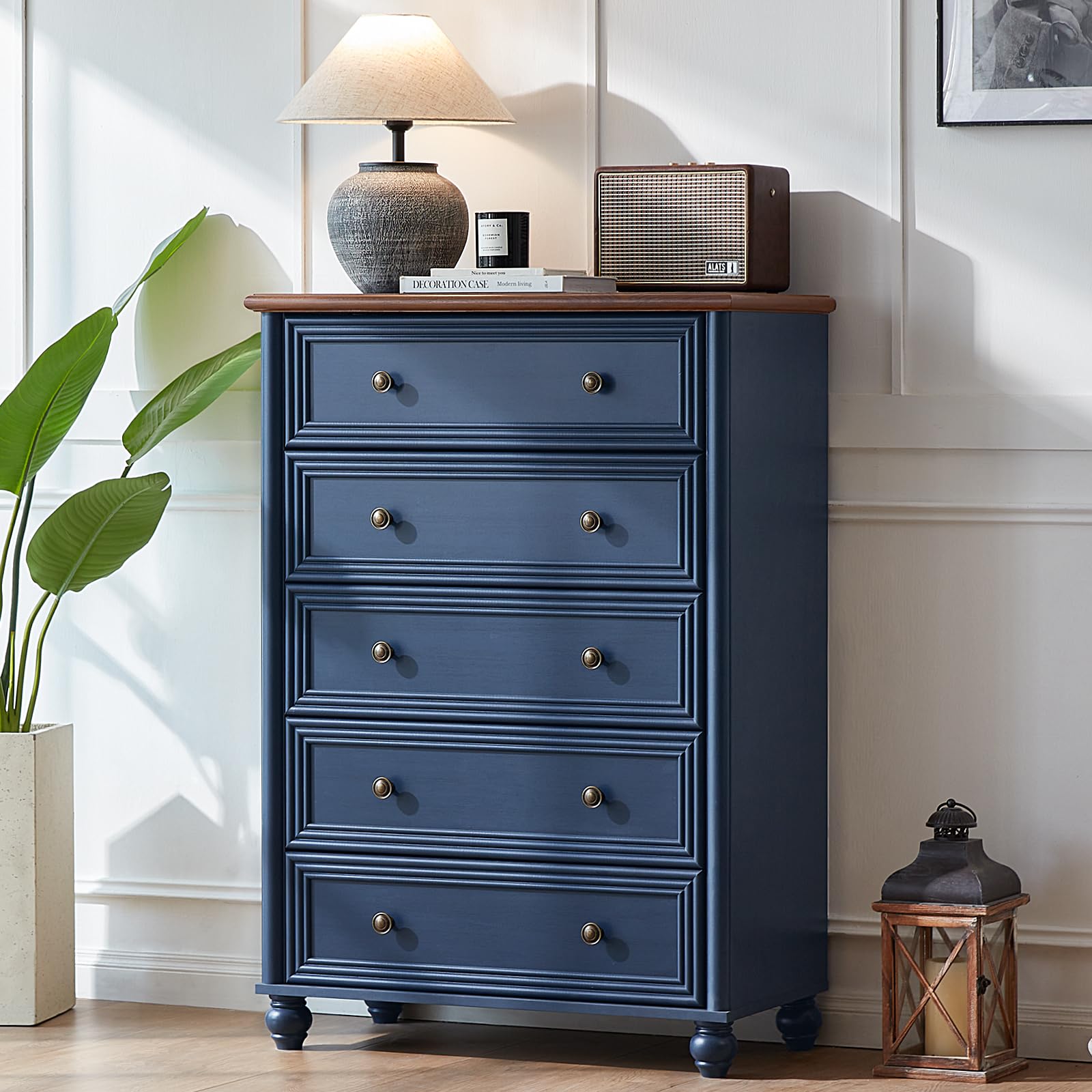 5 Drawer Dresser with Roman Column Design
