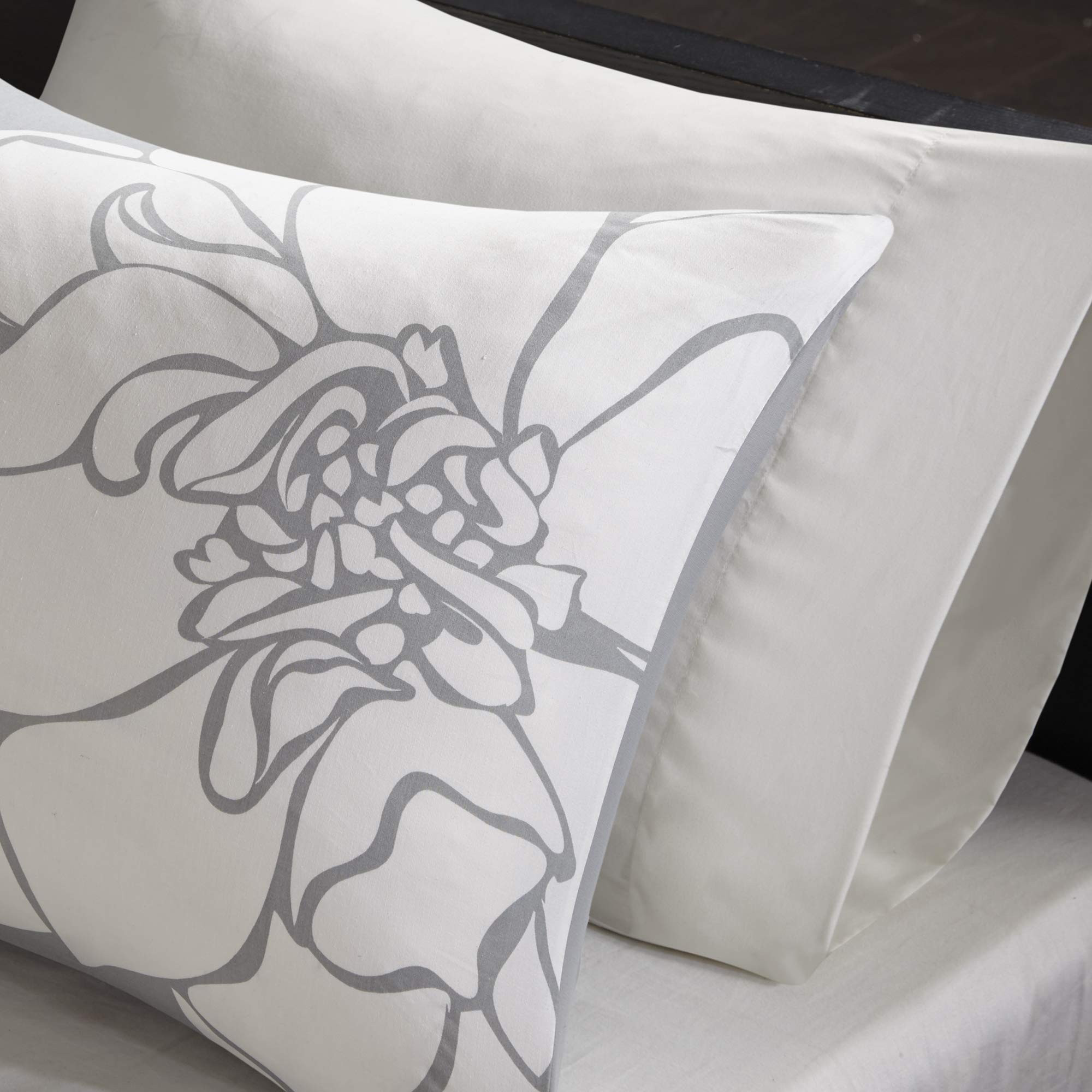 Queen Floral Comforter Set 7 Piece