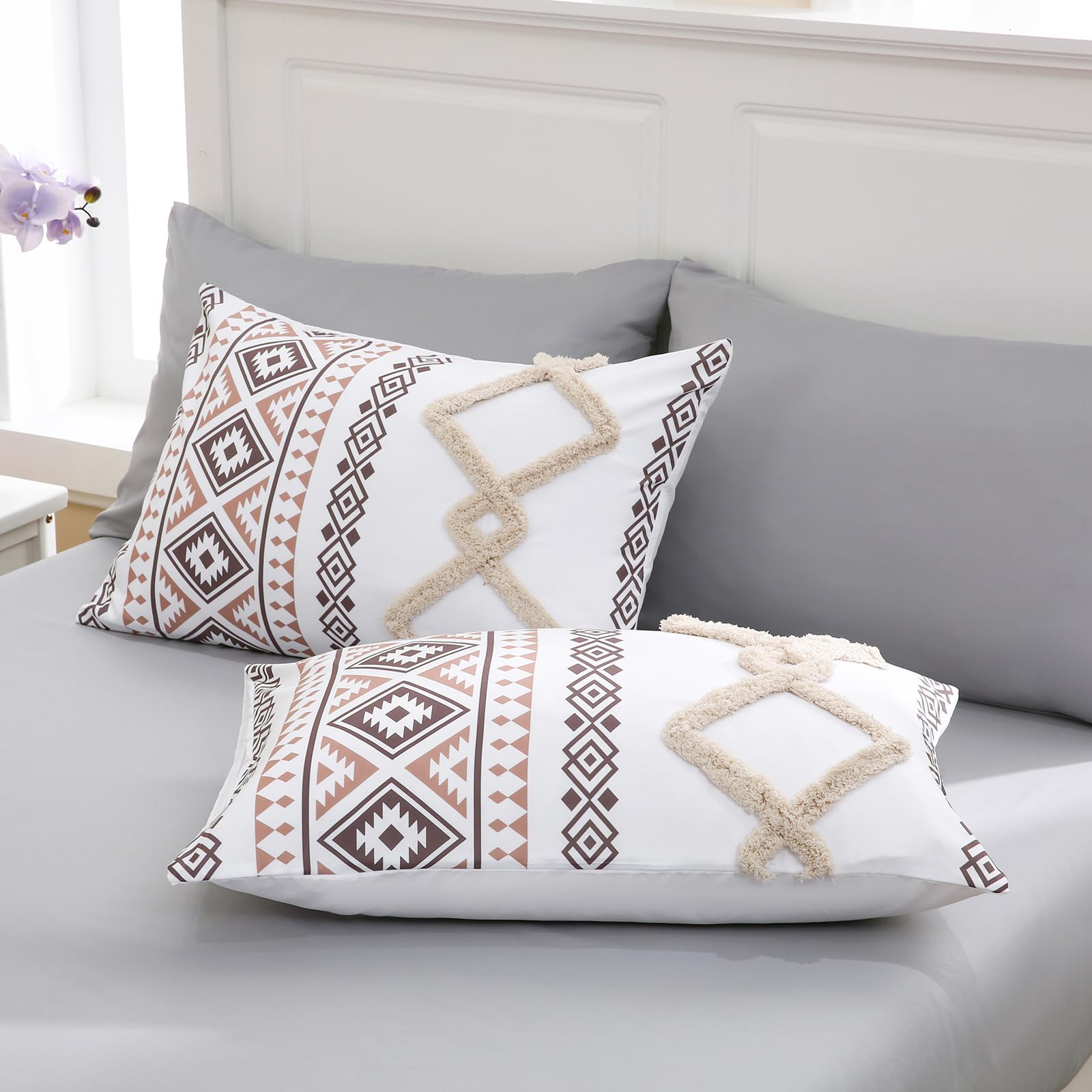 King Size Geometric Tufted Comforter Set