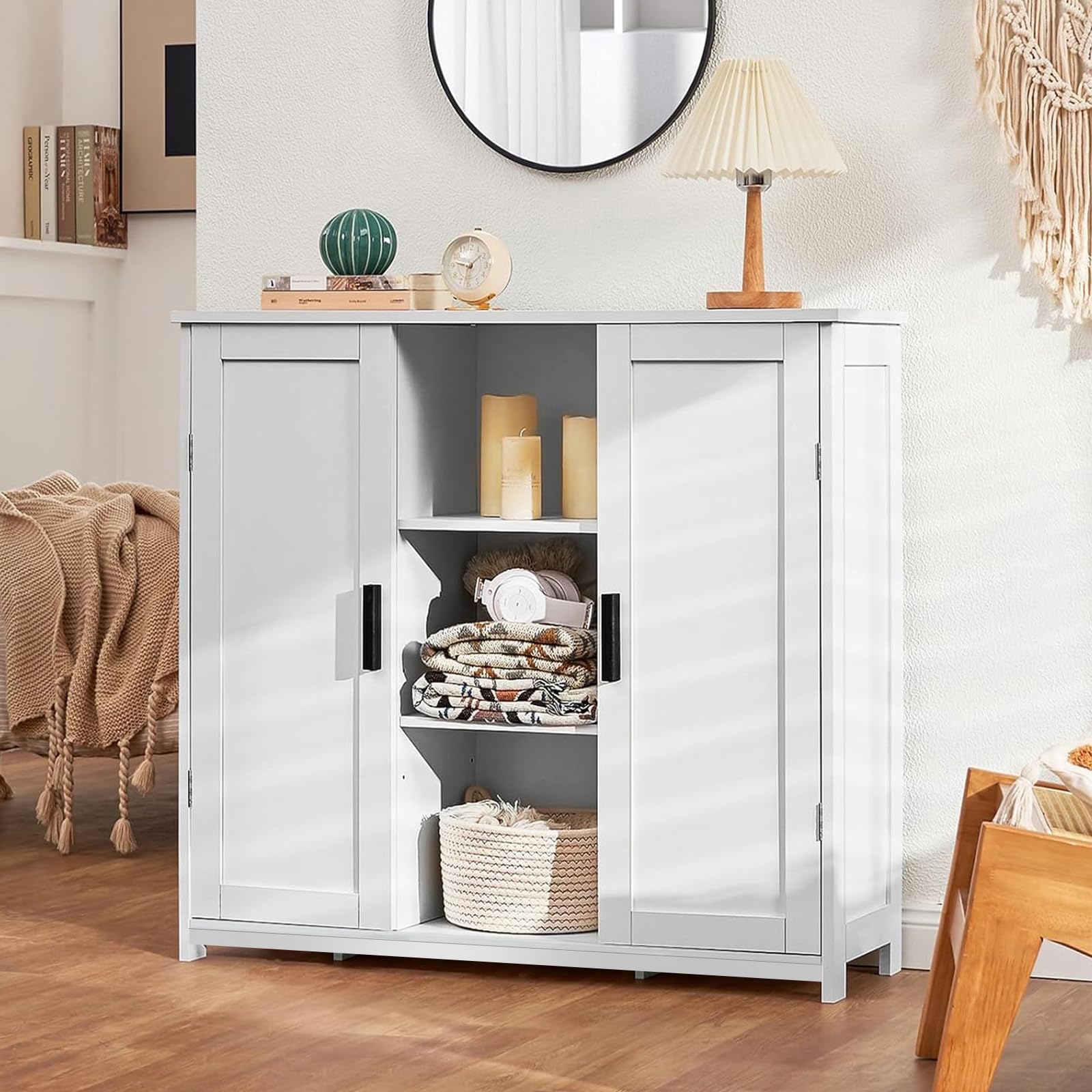Storage Cabinet with 2 Doors and 4 Shelves