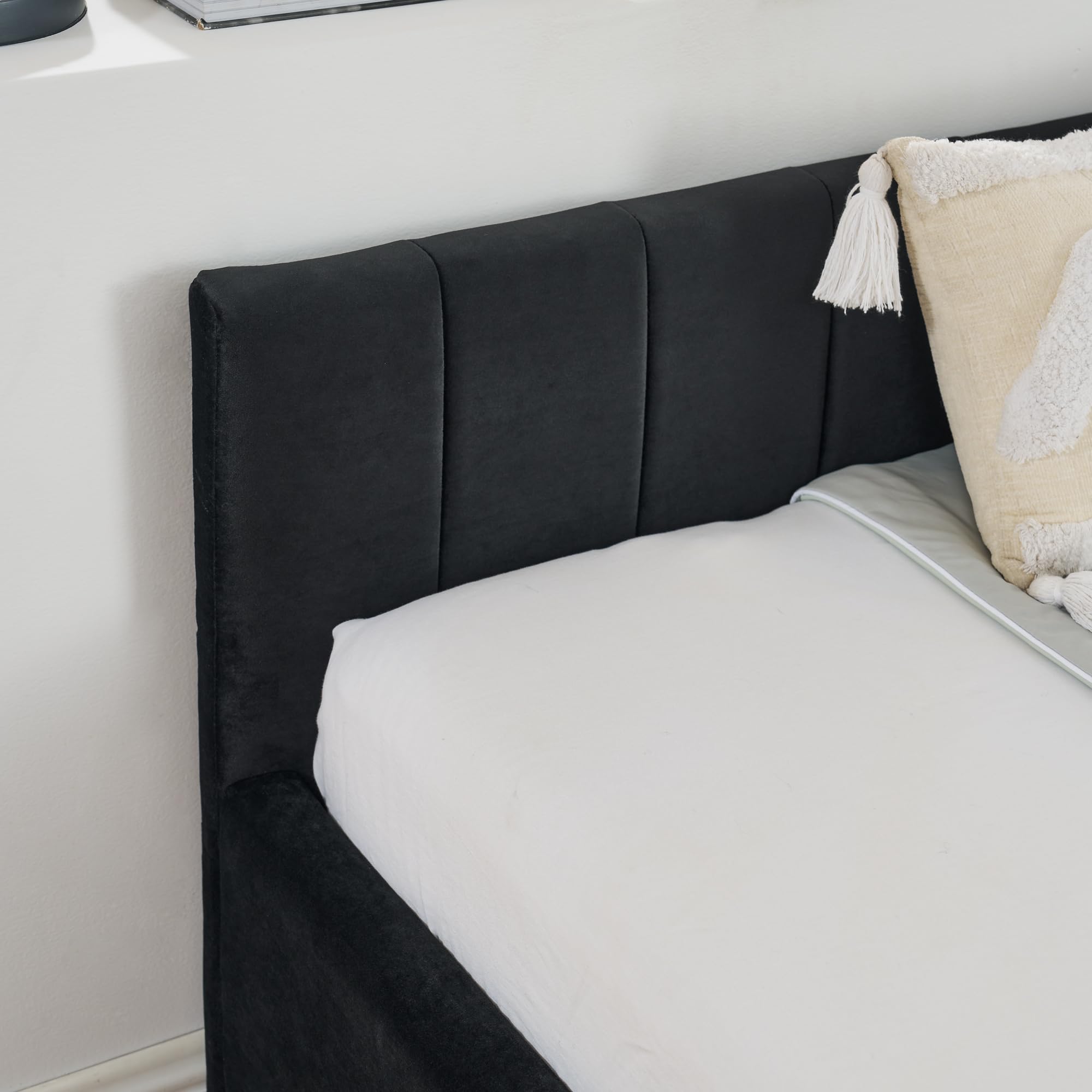 Full Size Velvet Daybed with Storage Drawers