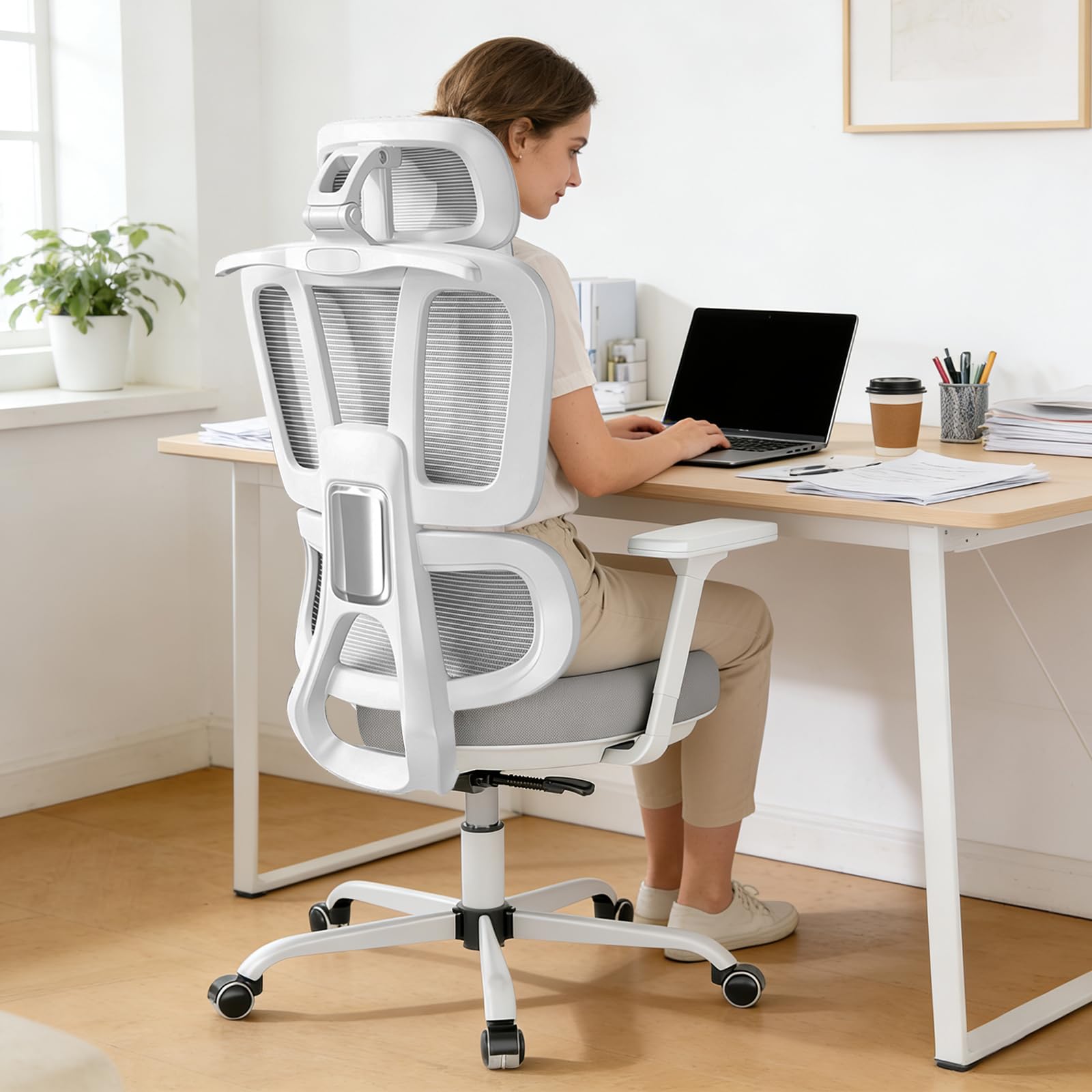 Ergonomic Mesh Office Chair with Adjustable Lumbar Support