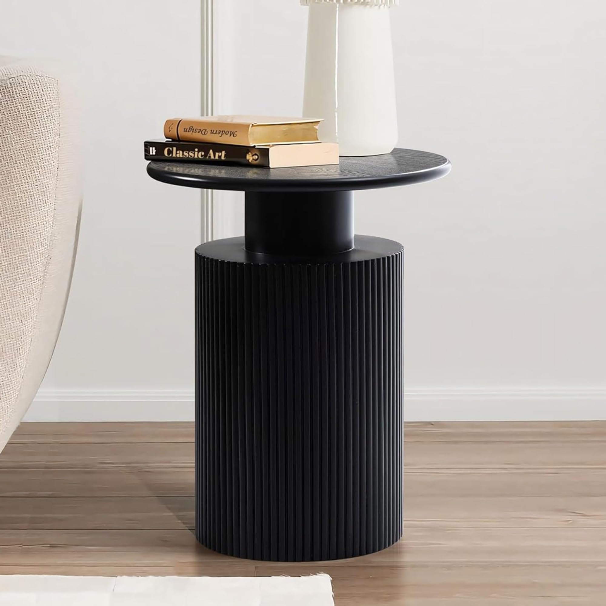 22" Fluted Black Round Side Table for Small Spaces