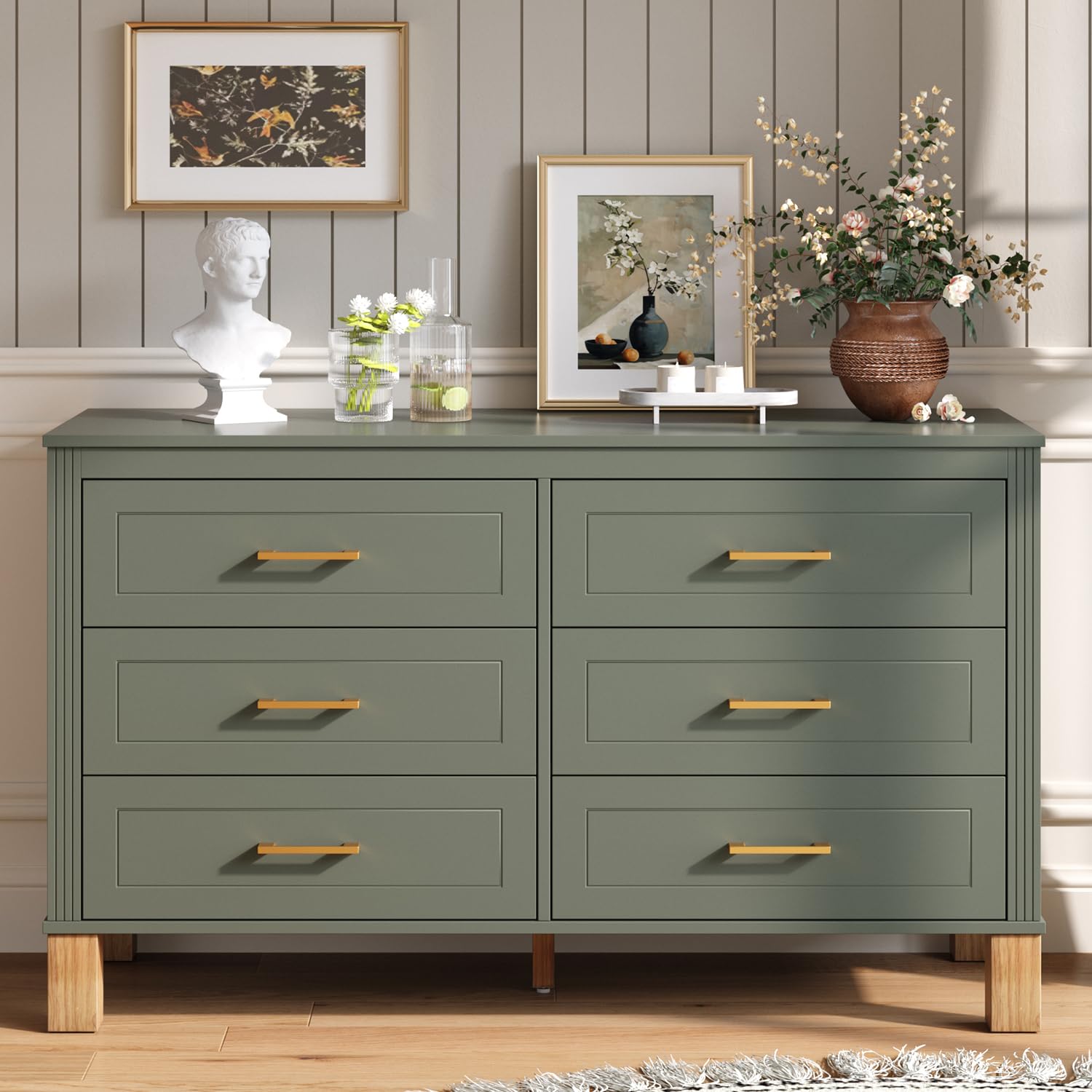 6-Drawer Dresser with Metal Handle and Solid Wood Legs