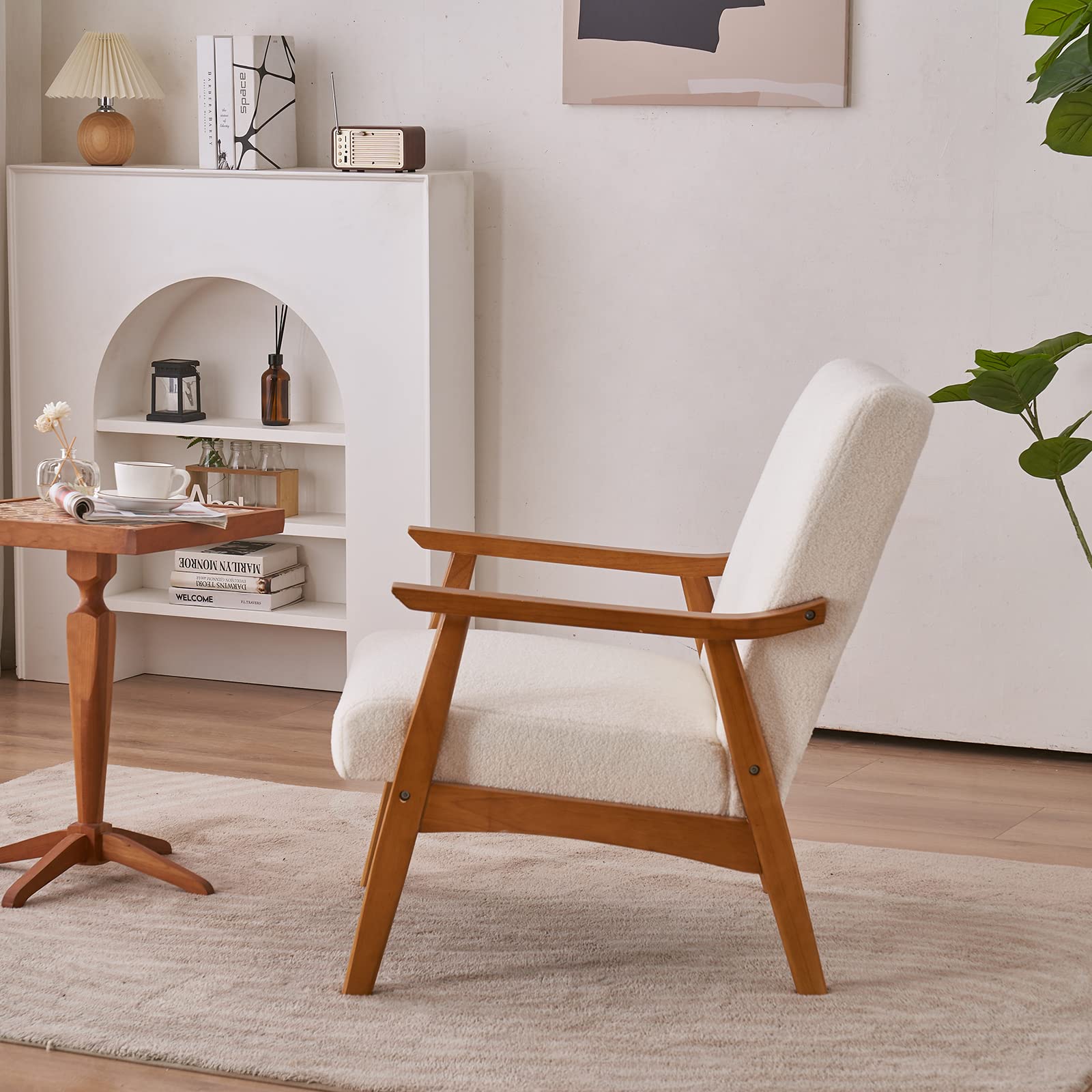 Mid-Century Accent Chair with Teddy Fleece