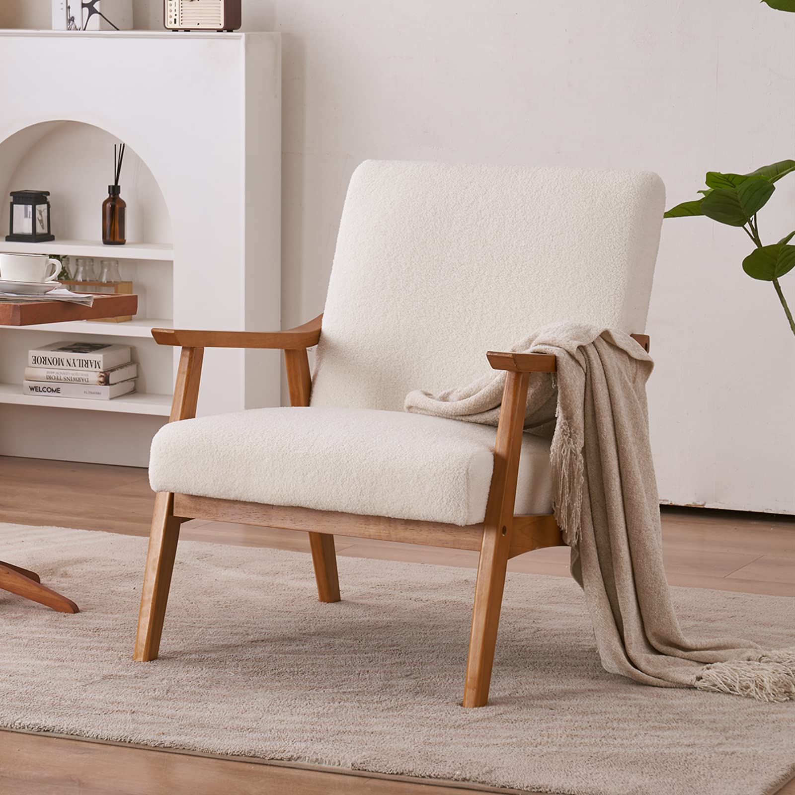 Mid-Century Accent Chair with Teddy Fleece