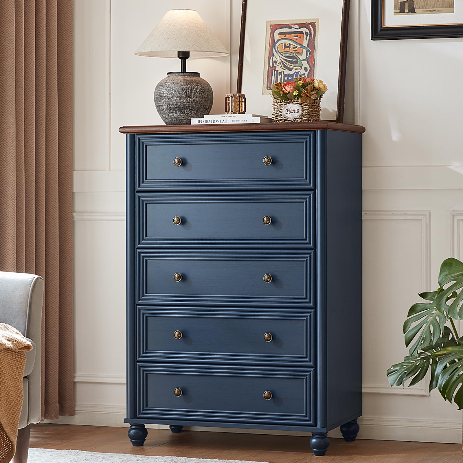 5 Drawer Dresser with Roman Column Design
