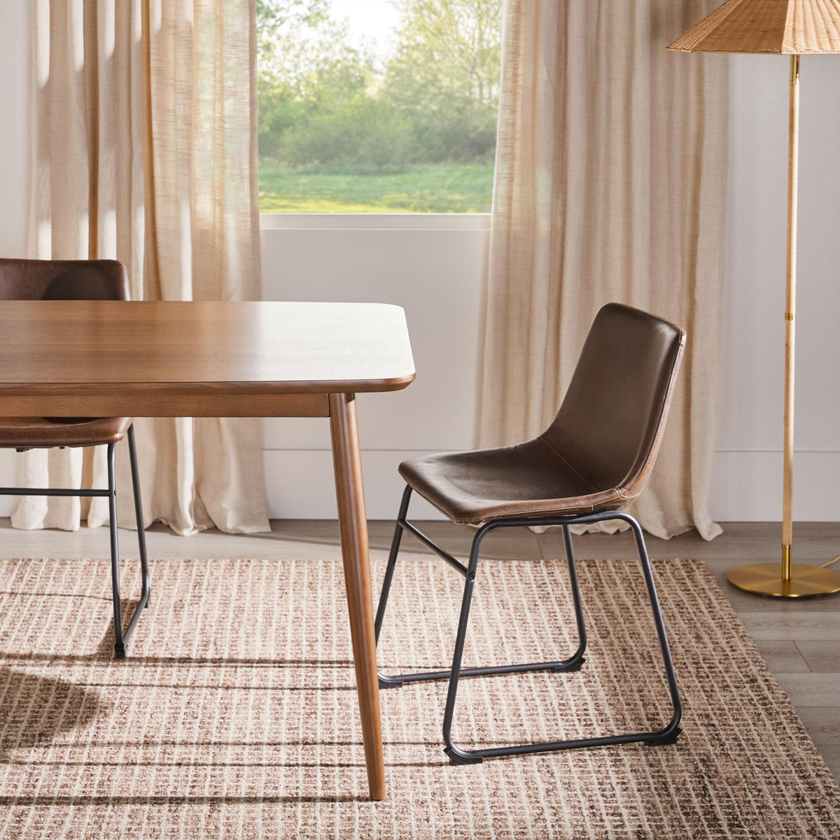 Mid-Century Modern Solid Wood Tapered-Leg Dining Table