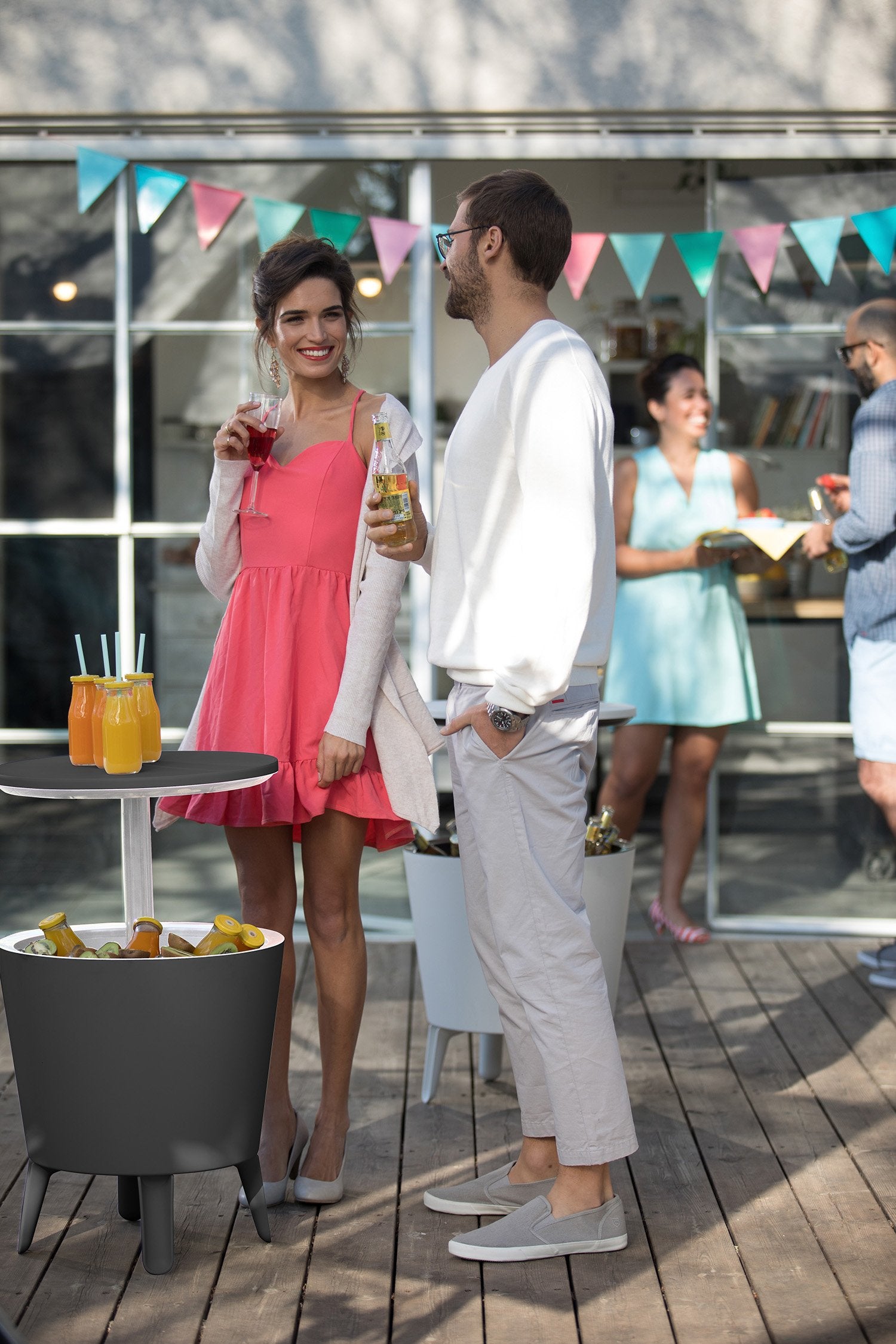 Outdoor Cooler Bar Table with Pop-Up Design and 7.5 Gallon Capacity