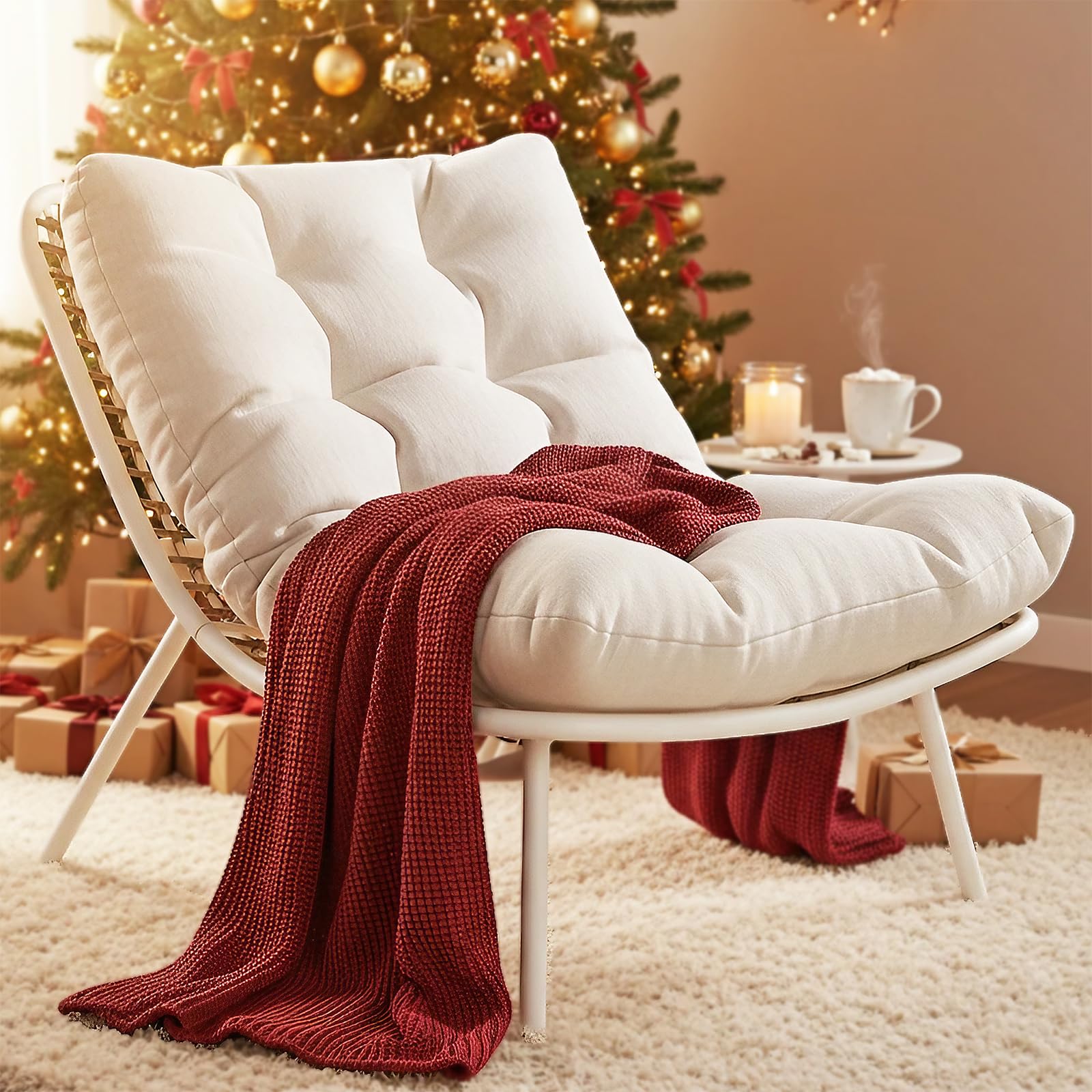Wicker Chaise Lounge Chair with Thick Cushion