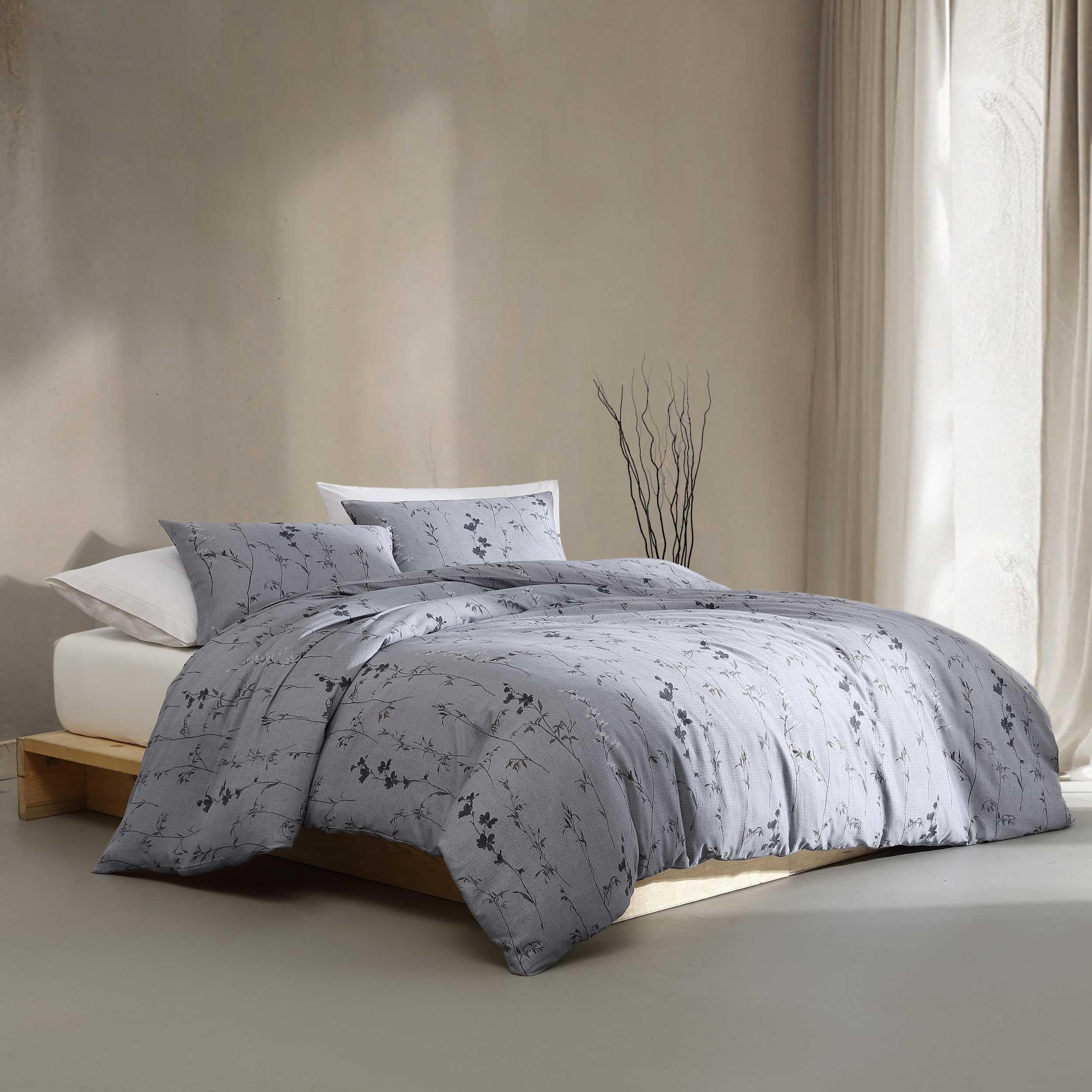 King Cotton Sateen Comforter Set with Shams - Wildflower Dusk Grey