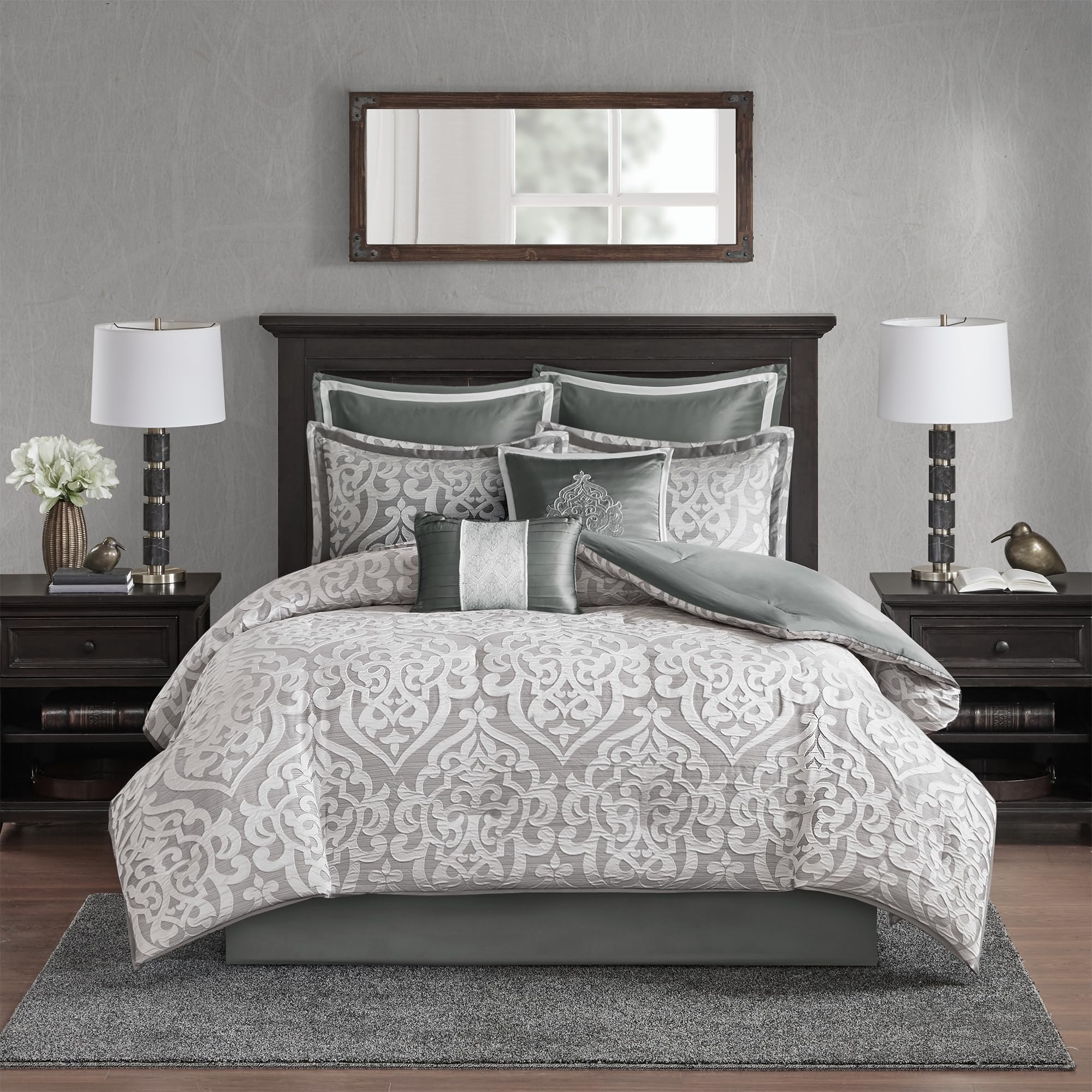 Jacquard Comforter Set Queen 8 Piece
