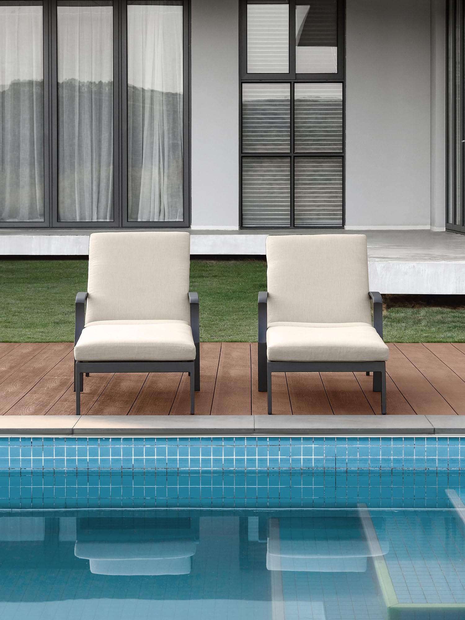 2-Piece Aluminum Patio Chaise Lounge Set with Cushions