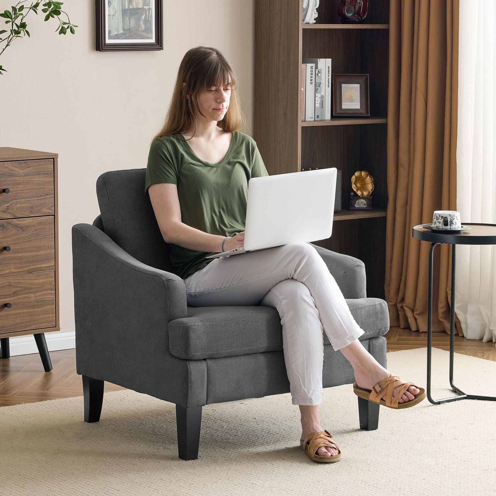Modern Accent Chair with Wood Legs