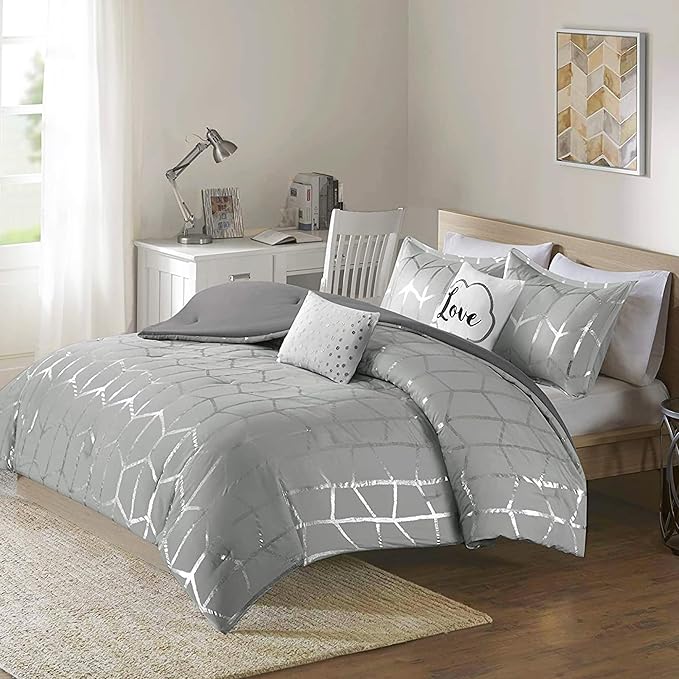 Geometric Metallic Comforter Set Full/Queen
