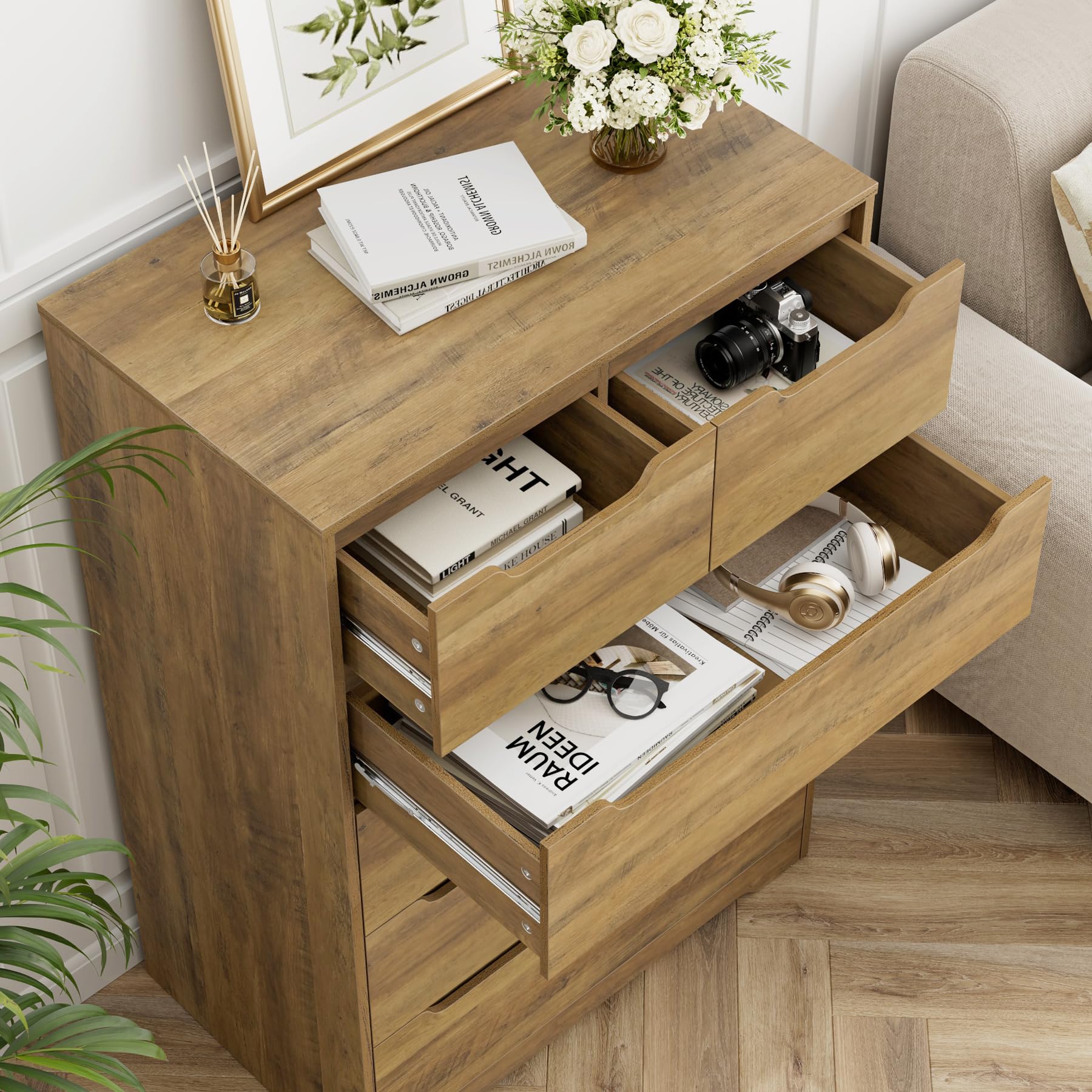 Modern 5 Drawer Dresser with Storage