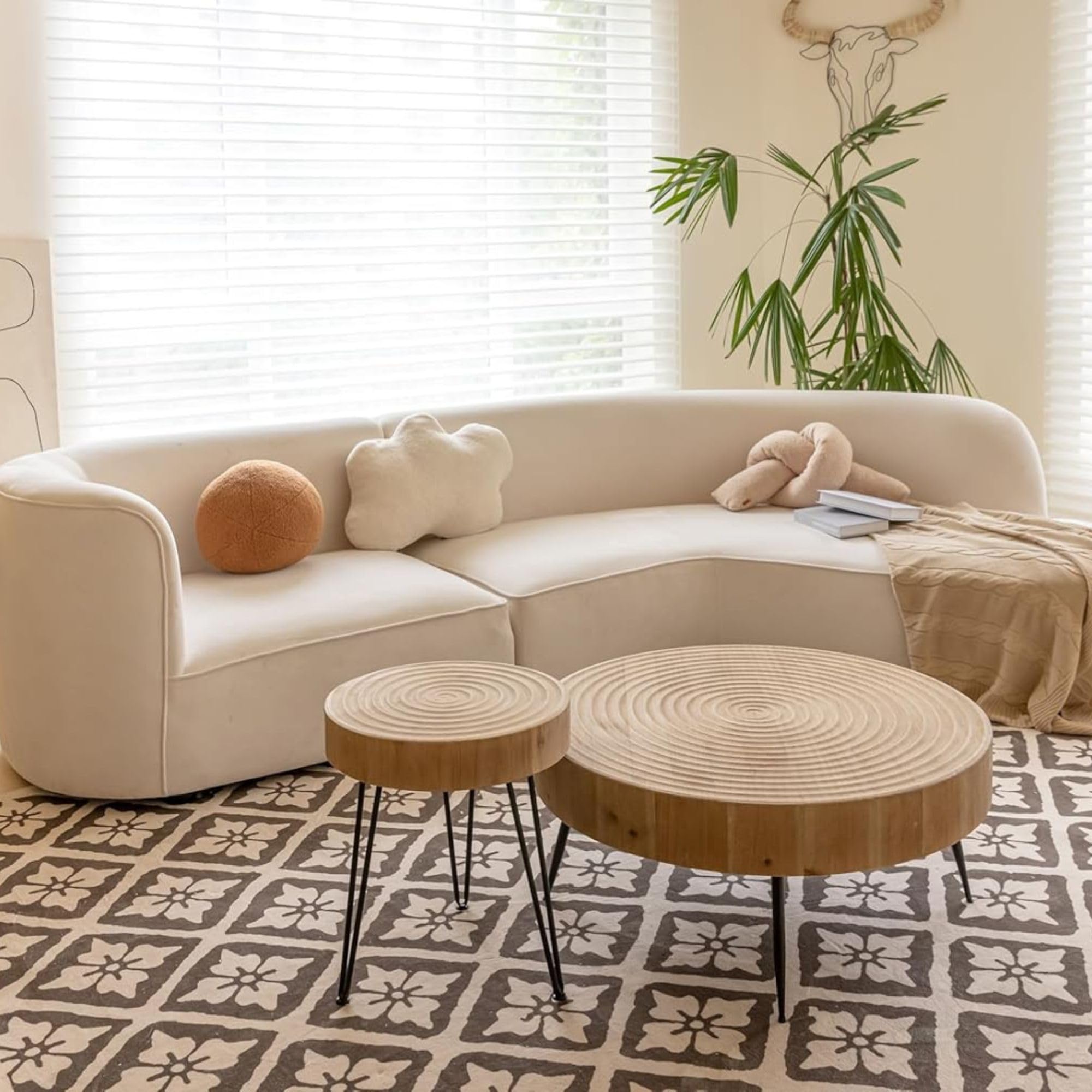 Round Nesting Coffee Table Set