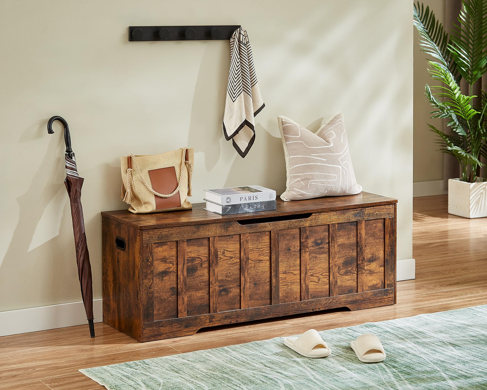 Storage Bench with Safety Hinges