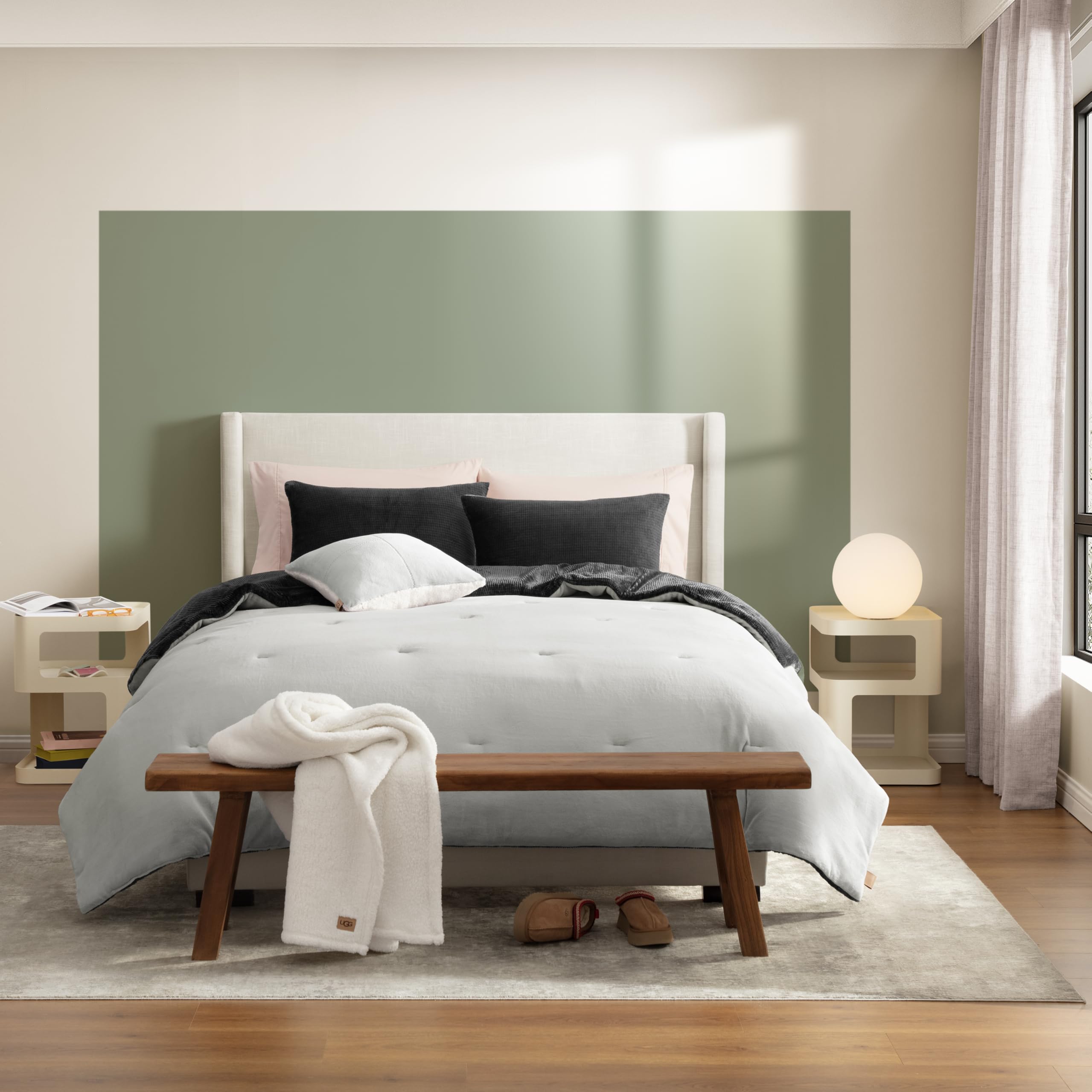 UGG Remina Comforter Set 5 Piece Bed in a Bag with Throw Blanket, Decorative Pillow, Shams, and Reversible Comforter Hypoallergenic Washable Luxury Warm Fluffy Bedding Set, Full/Queen, Charcoal Grey