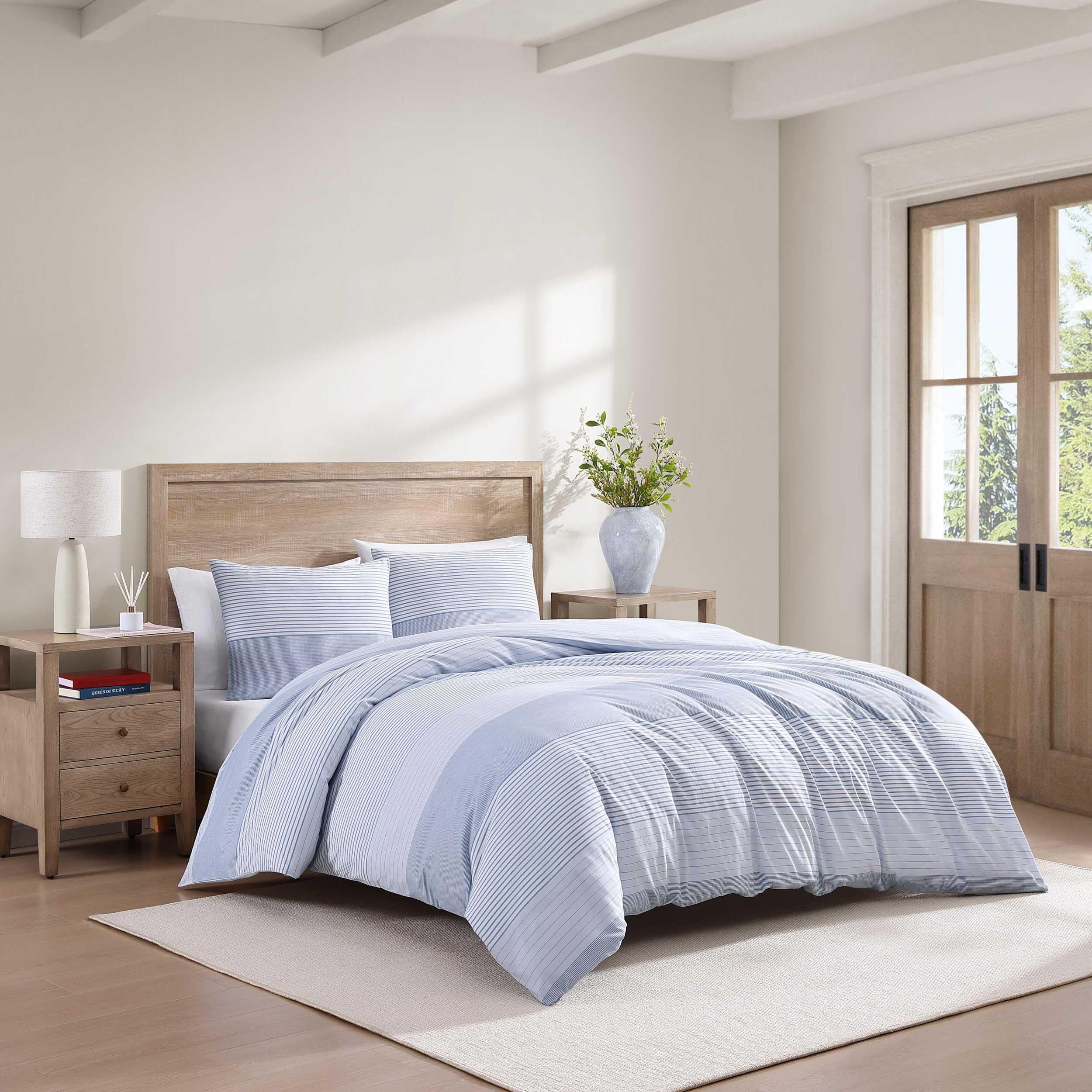 Modern Stripe Blue King Comforter Set