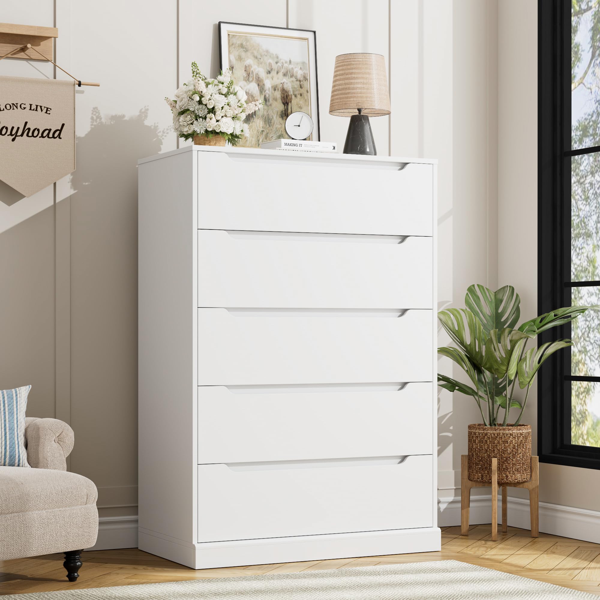 Modern 5 Drawer Dresser with Storage