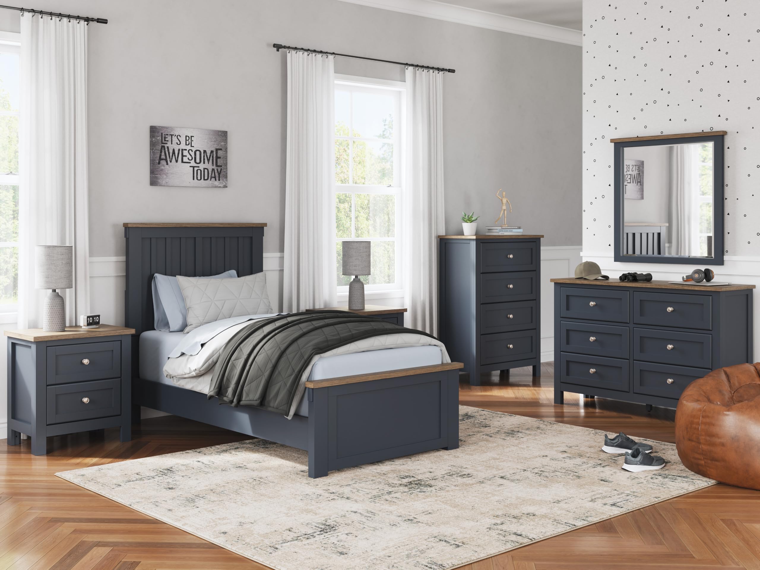 4-Drawer Shaker Chest