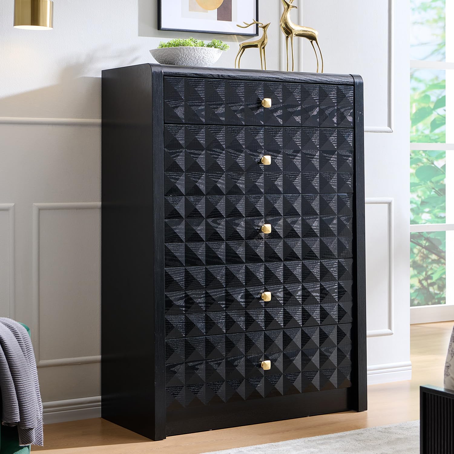 5 Drawer Dresser with Diamond Panel