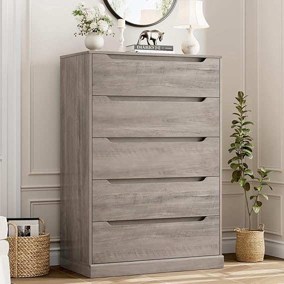 Modern 5 Drawer Dresser with Storage