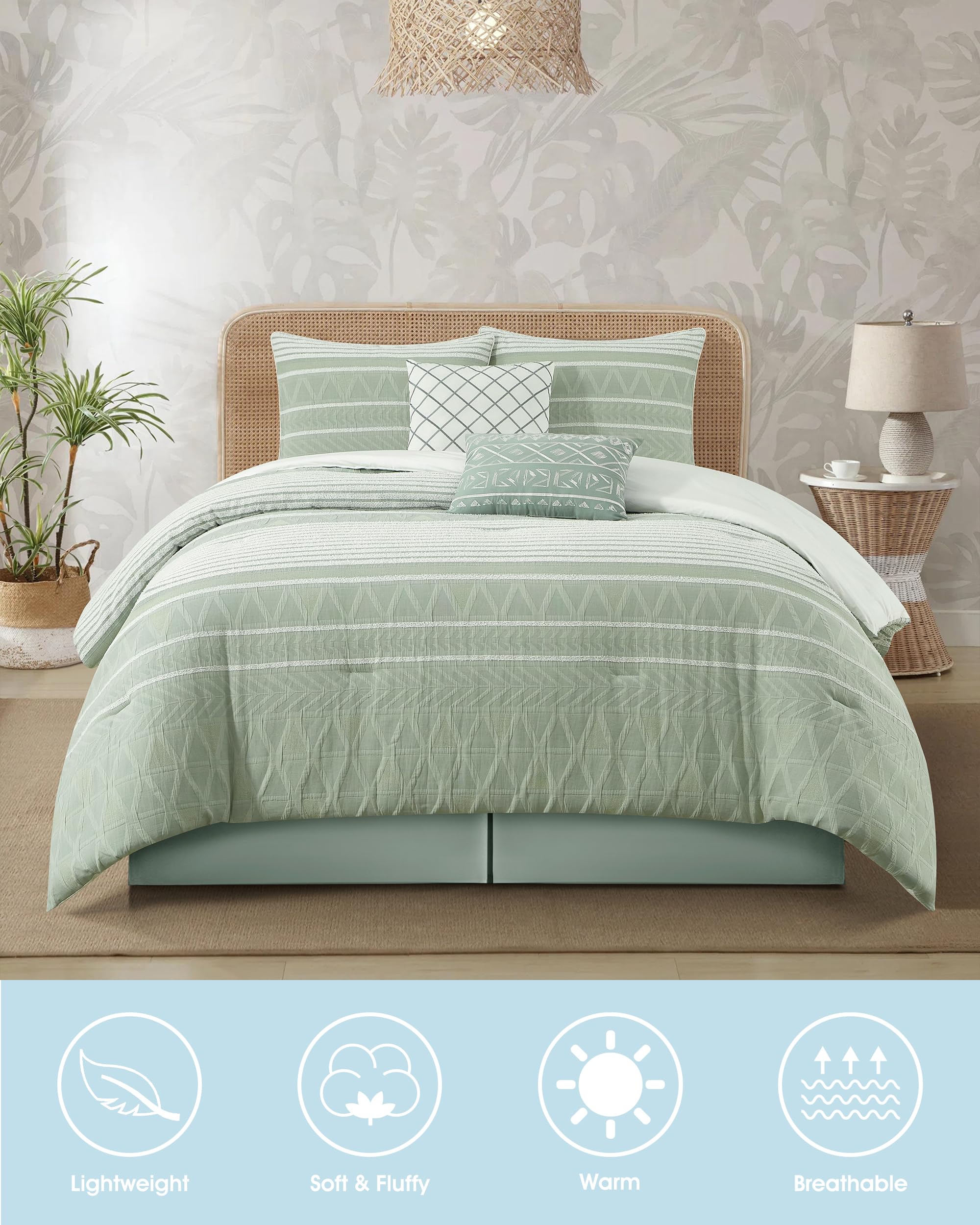 King Geometric Jacquard Comforter Set - Sage