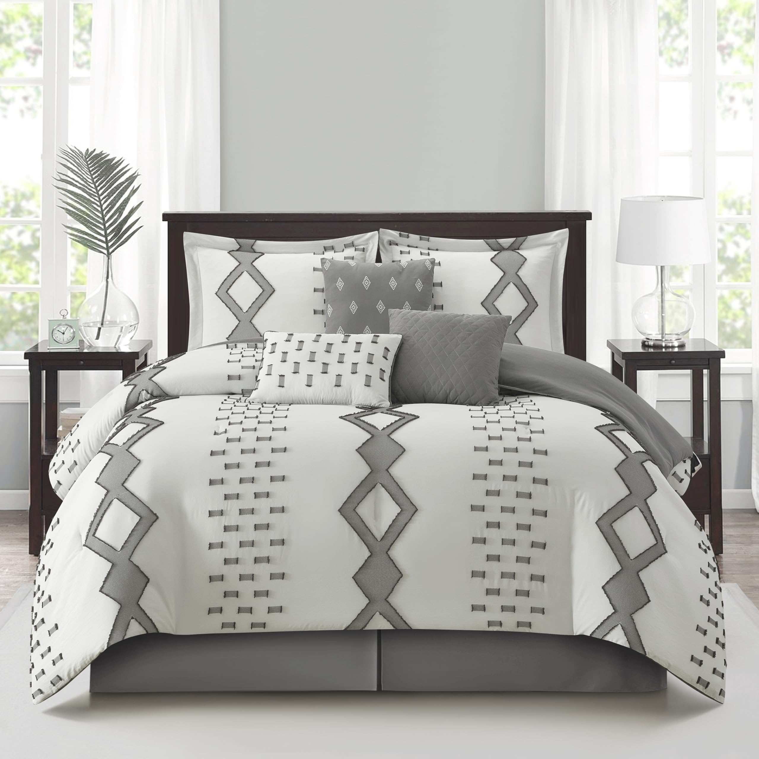 7 Piece Geometric Comforter Set Queen