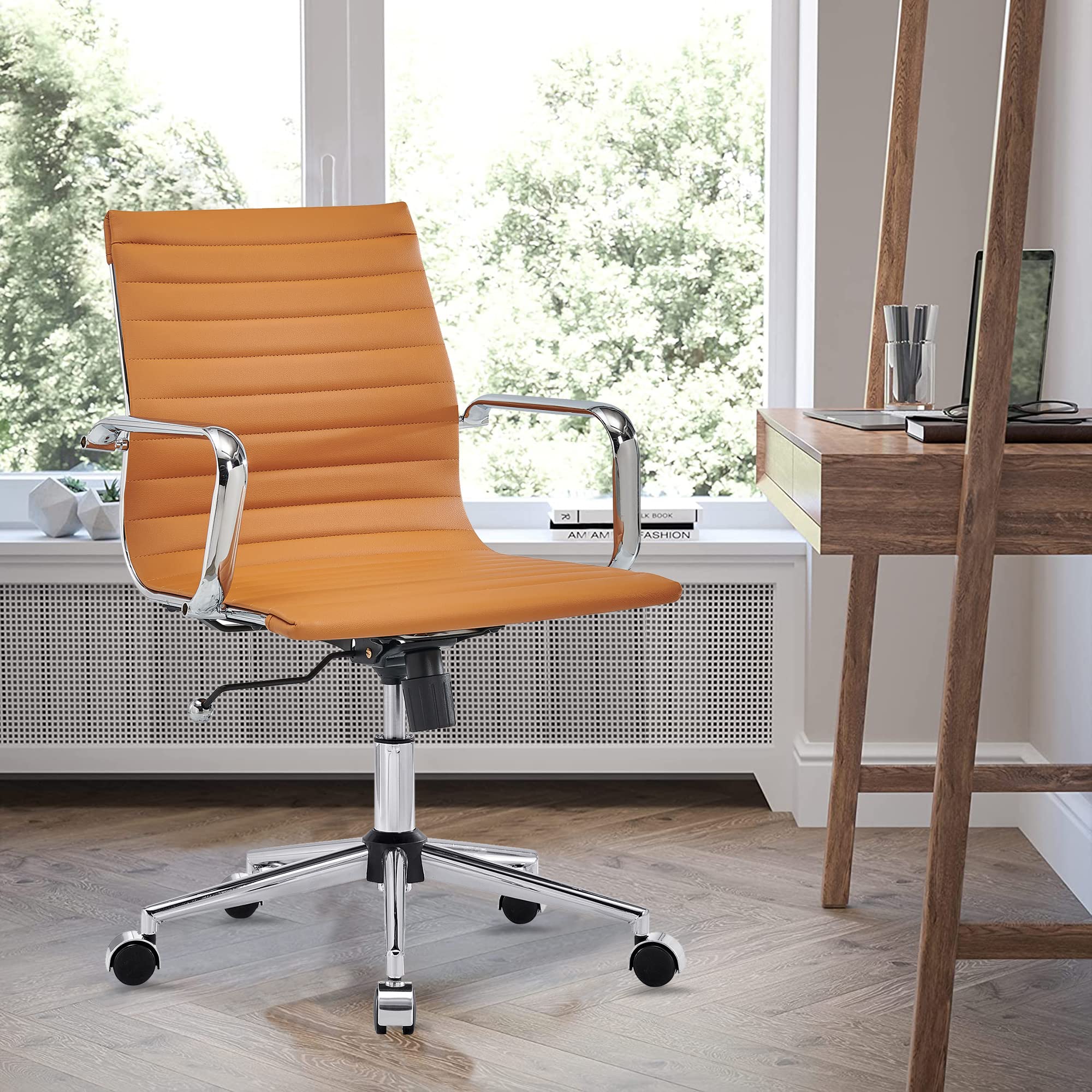 Ergonomic Office Chair - Ribbed Leather Executive Swivel
