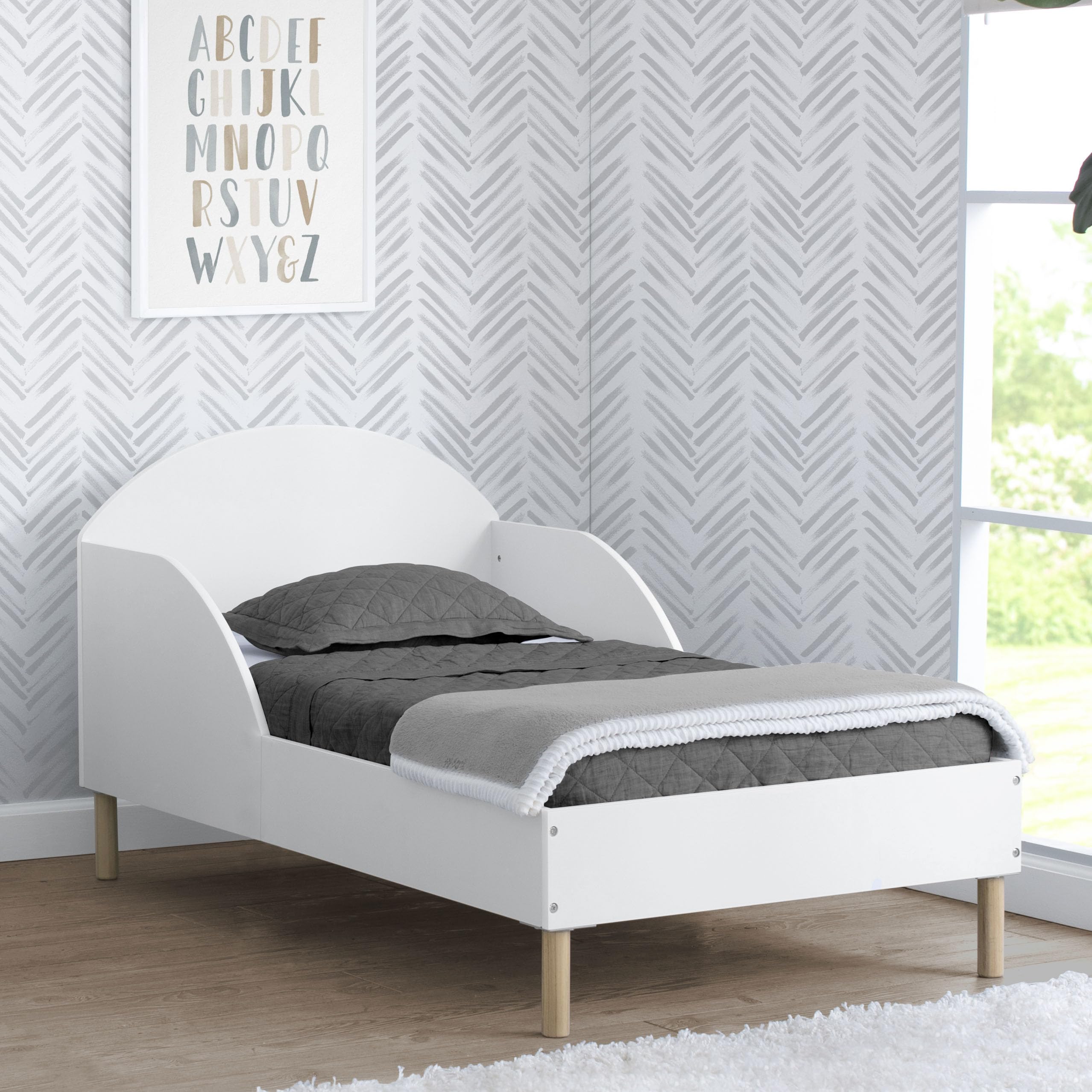 Reese Wood Toddler Bed with Guardrails
