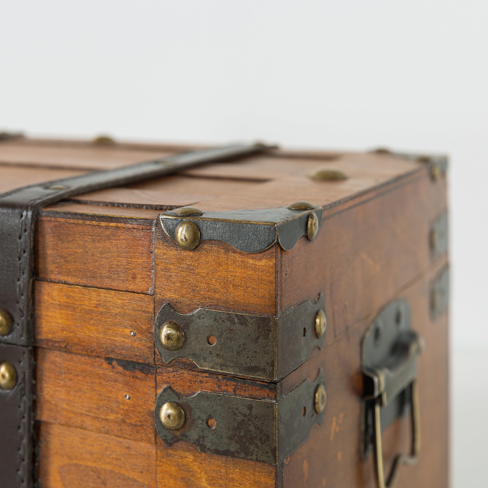 Wooden Treasure Chests Set of 2 with Hinged Lids