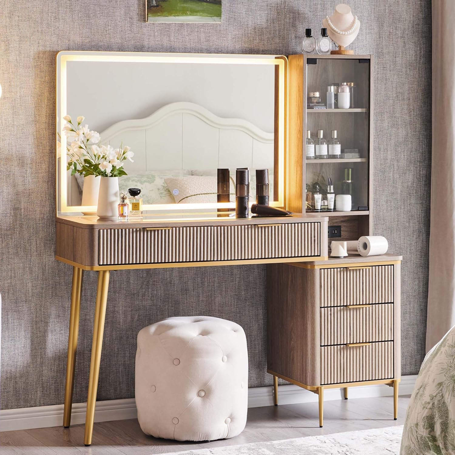 Makeup Vanity Desk with Lighted Mirror and 5 Drawers