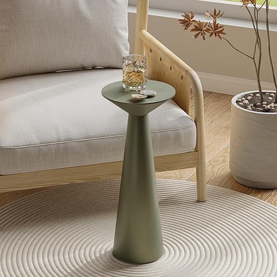 Round Martini End Table with Tapered Base