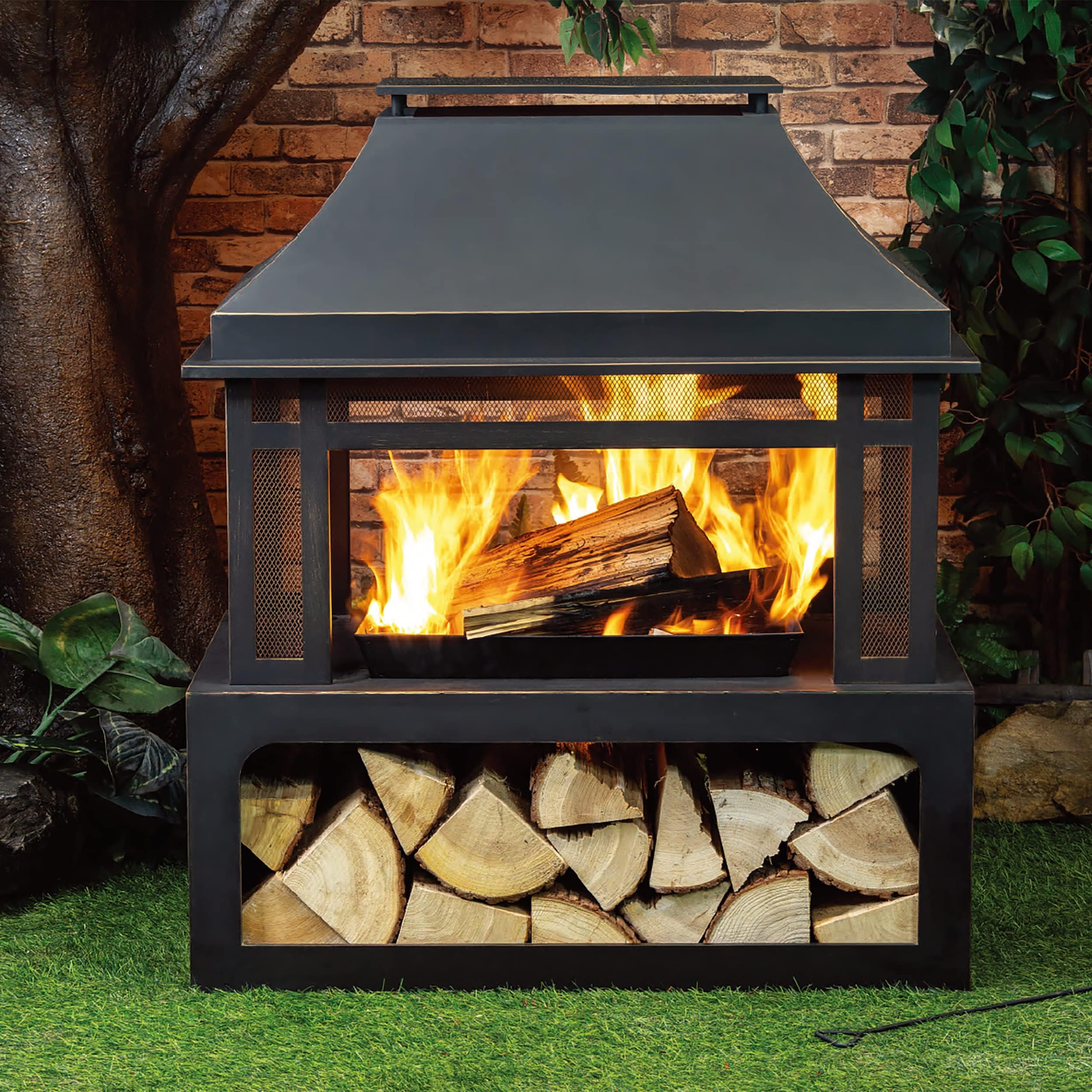 Outdoor Wood Burning Fireplace with Chimney and Grill