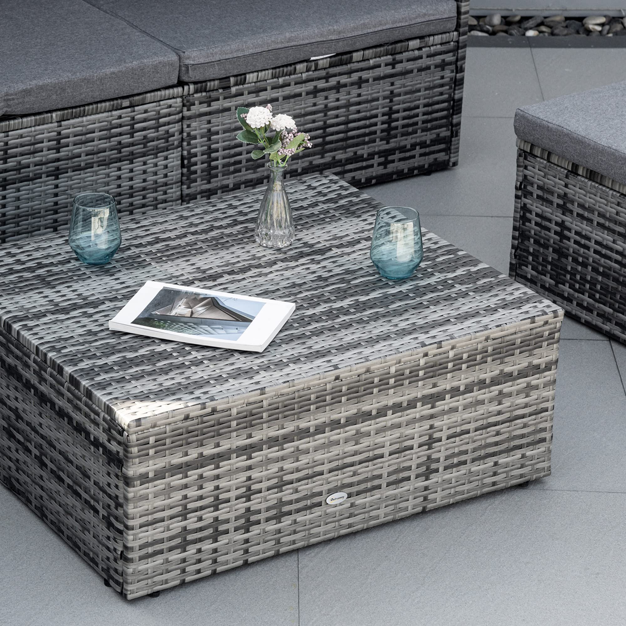 4-Piece Convertible Outdoor Rattan Daybed Set