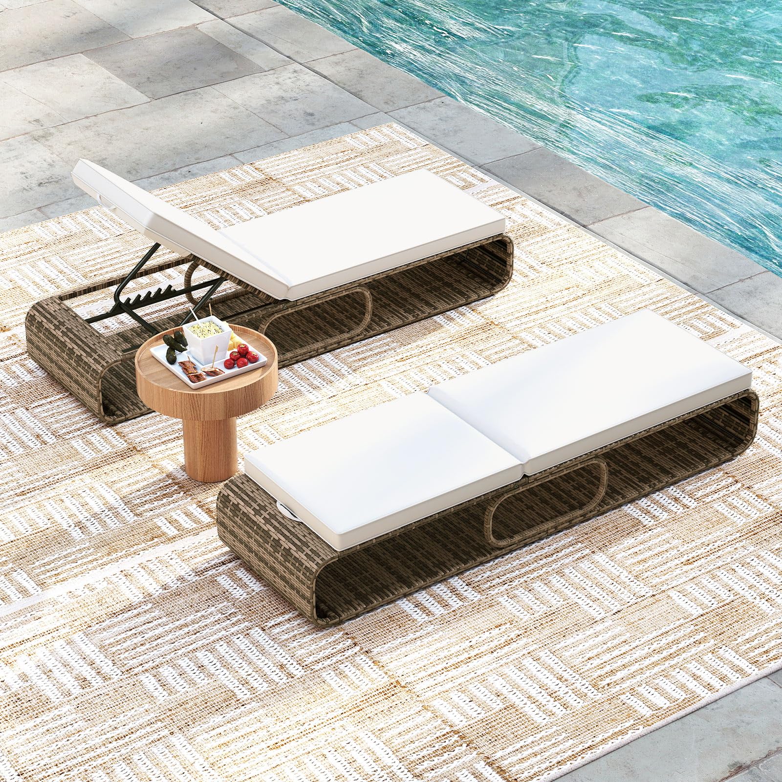 7-Position Outdoor Chaise Lounge Chair with Adjustable Backrest