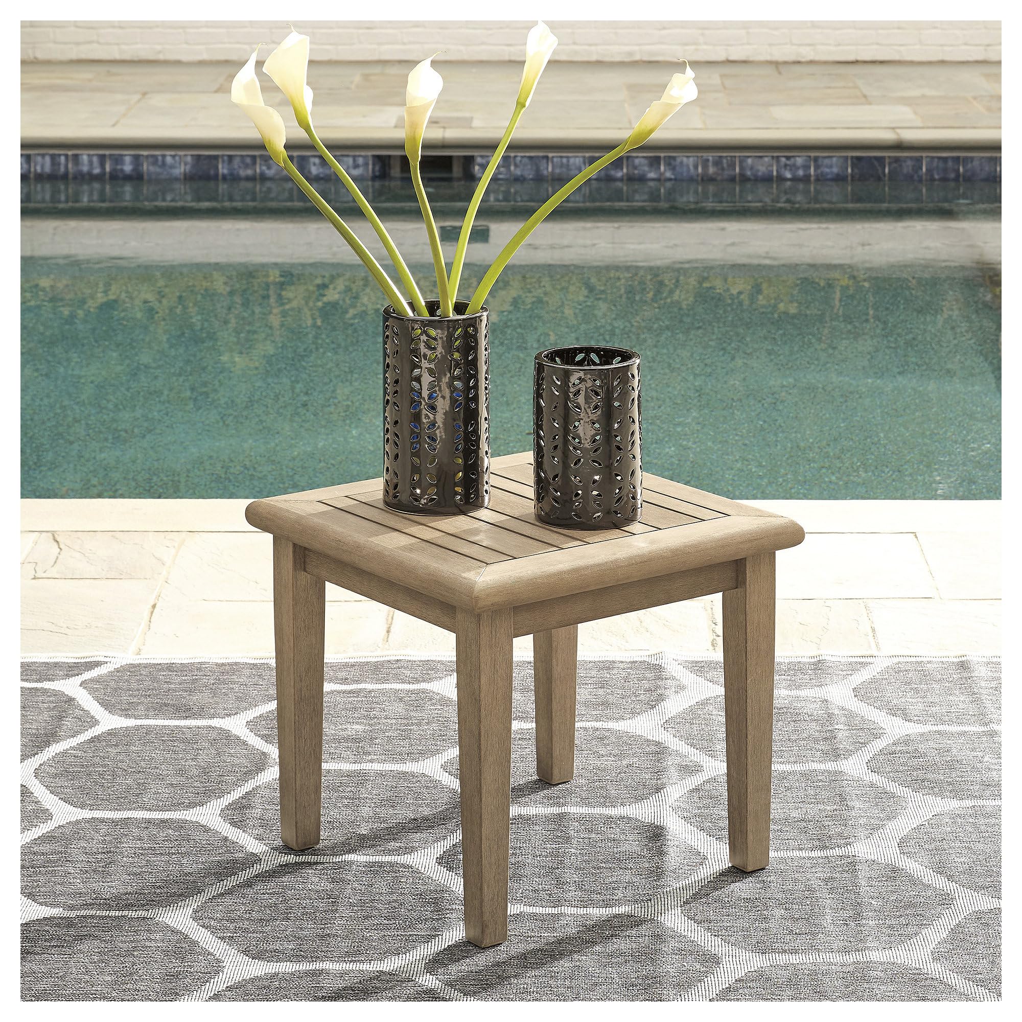 Gerianne Outdoor Square End Table