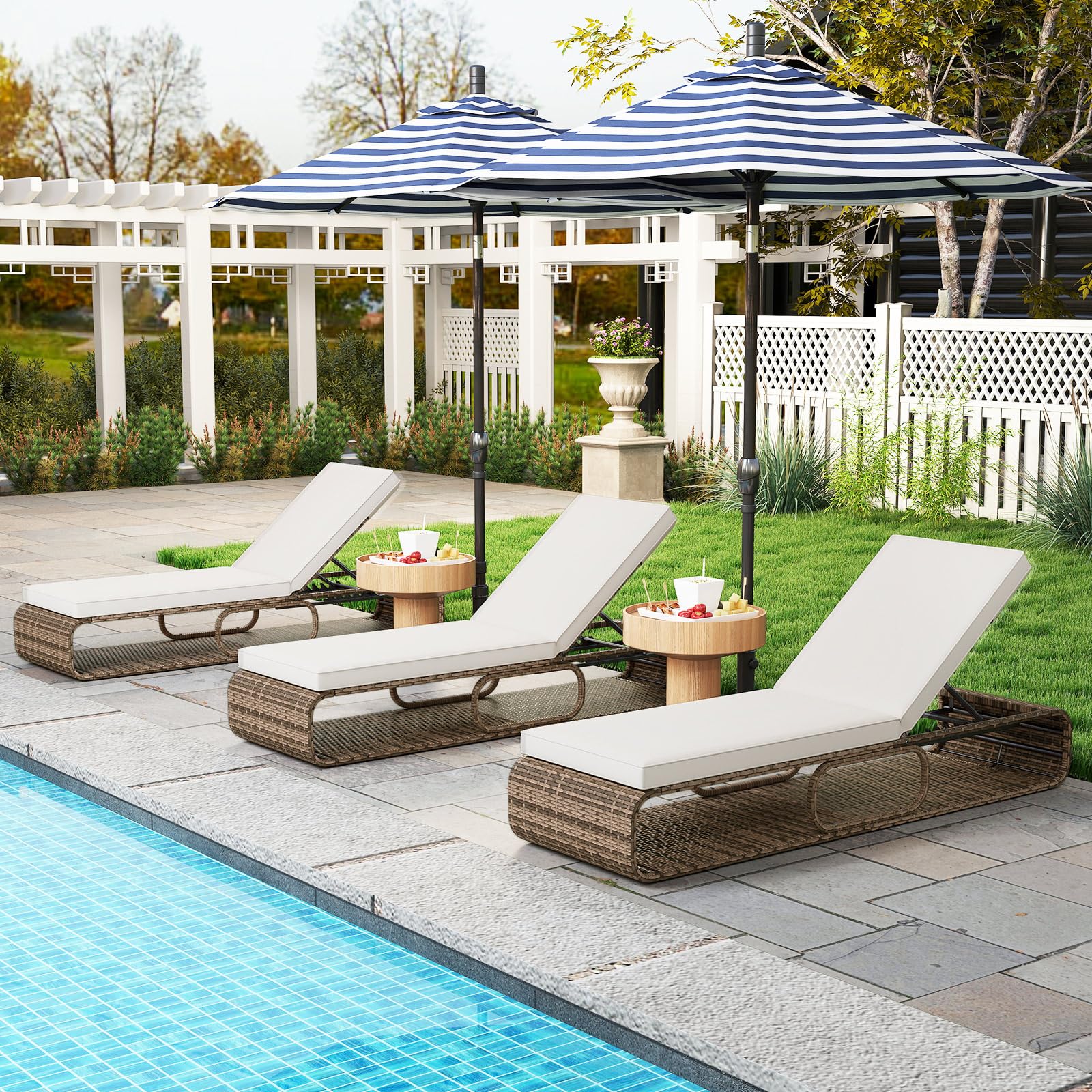 7-Position Outdoor Chaise Lounge Chair with Adjustable Backrest