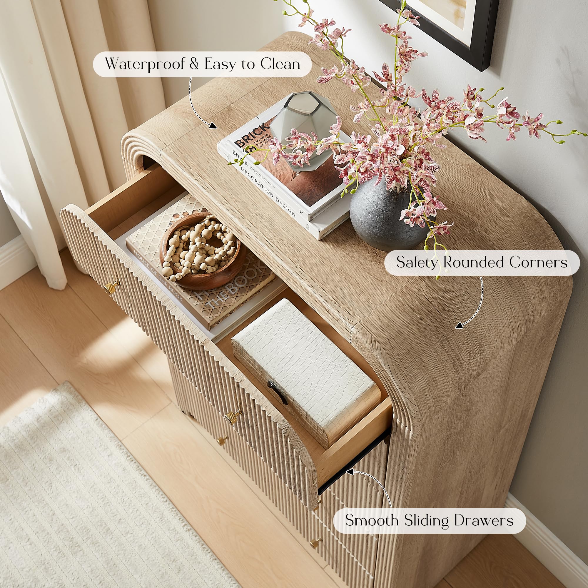 5-Drawer Fluted Dresser Natural Oak