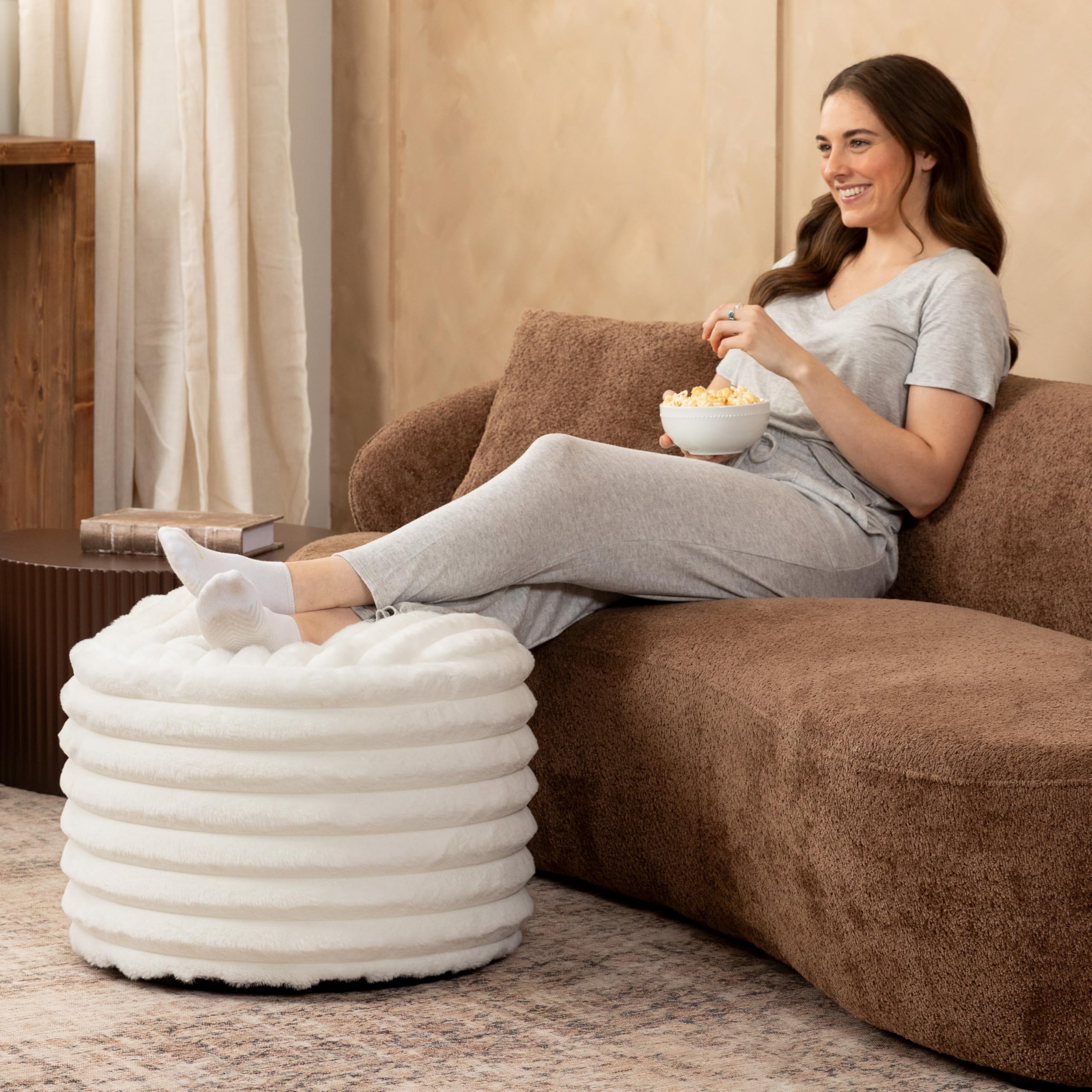 Round Faux Fur Ottoman Pouf
