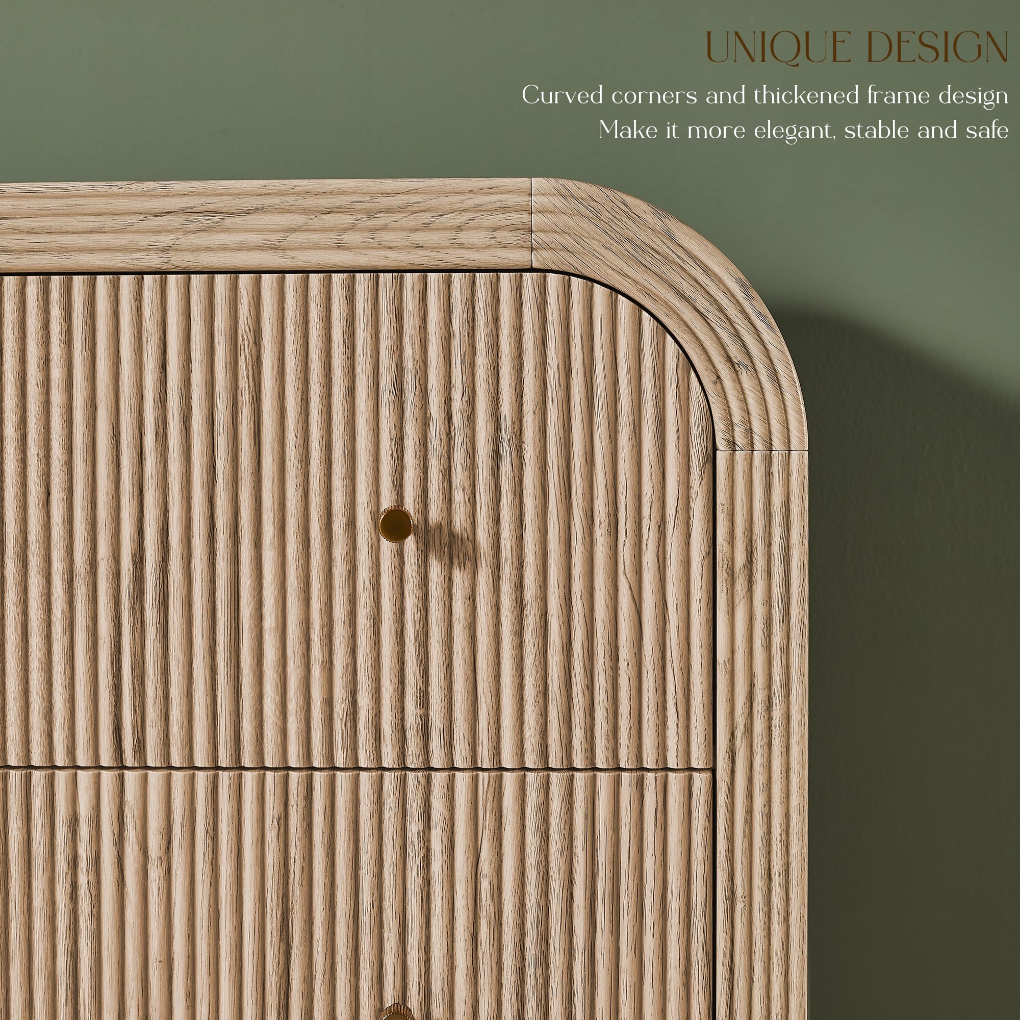 5-Drawer Fluted Dresser Natural Oak