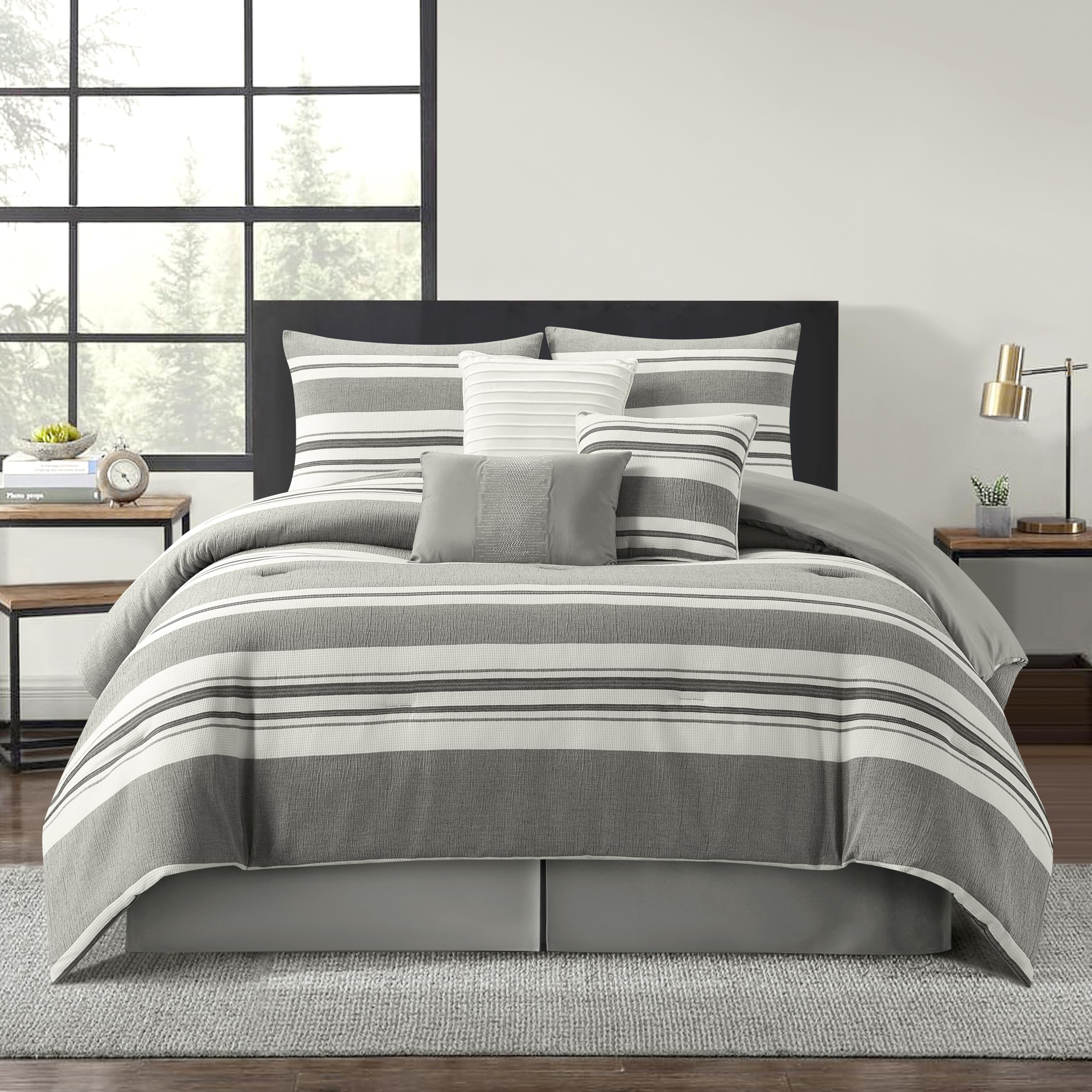 7-Piece Queen Comforter Set with Geometric Jacquard Pattern